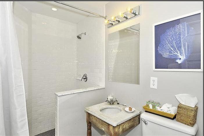 Faraway Sag Harbor gallery photo in Sag Harbor, NY — image 11