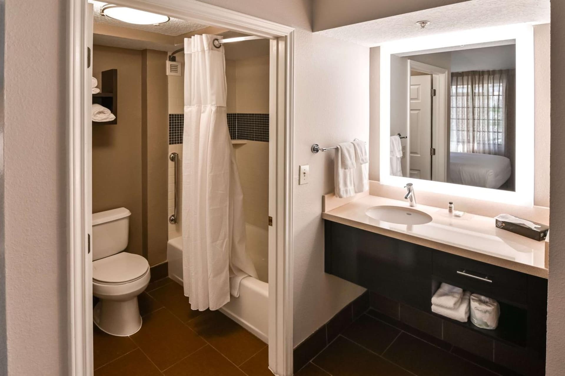 Sonesta ES Suites Fort Lauderdale Plantation gallery photo in Plantation, FL — image 5