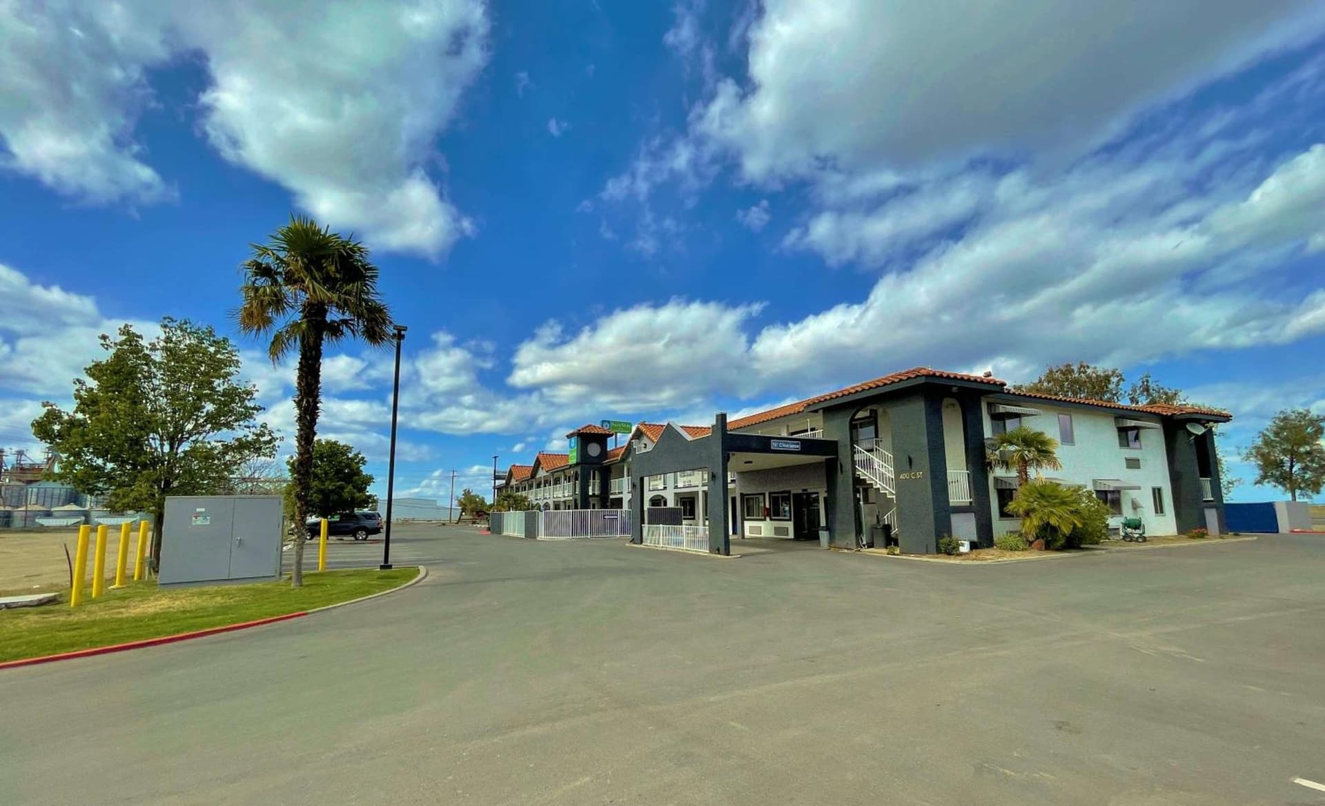 SureStay Hotel by Best Western Williams featured exterior or lobby in Williams, CA — similar hotel