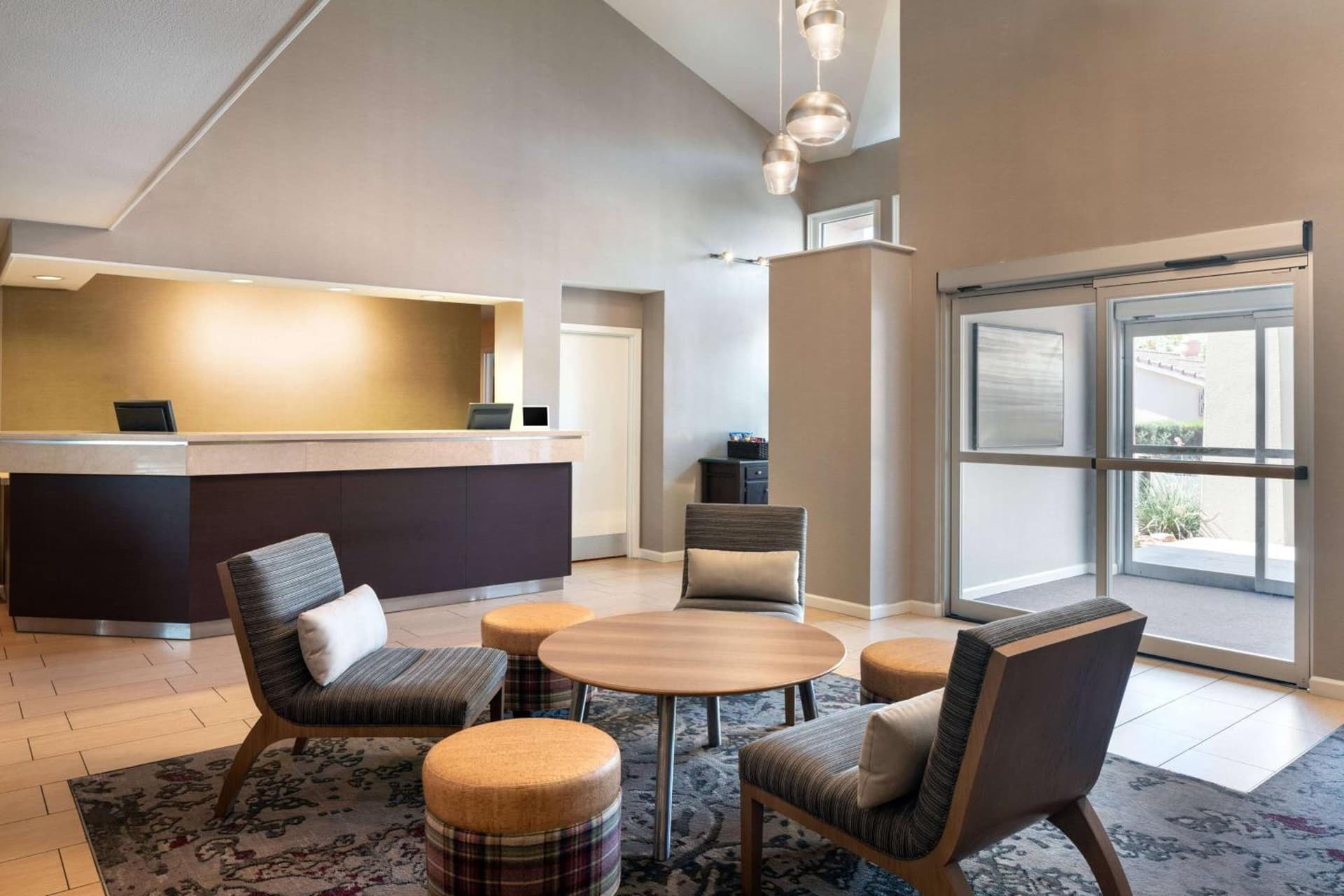 Sonesta ES Suites Tempe interior in Tempe, AZ — gallery photo 2