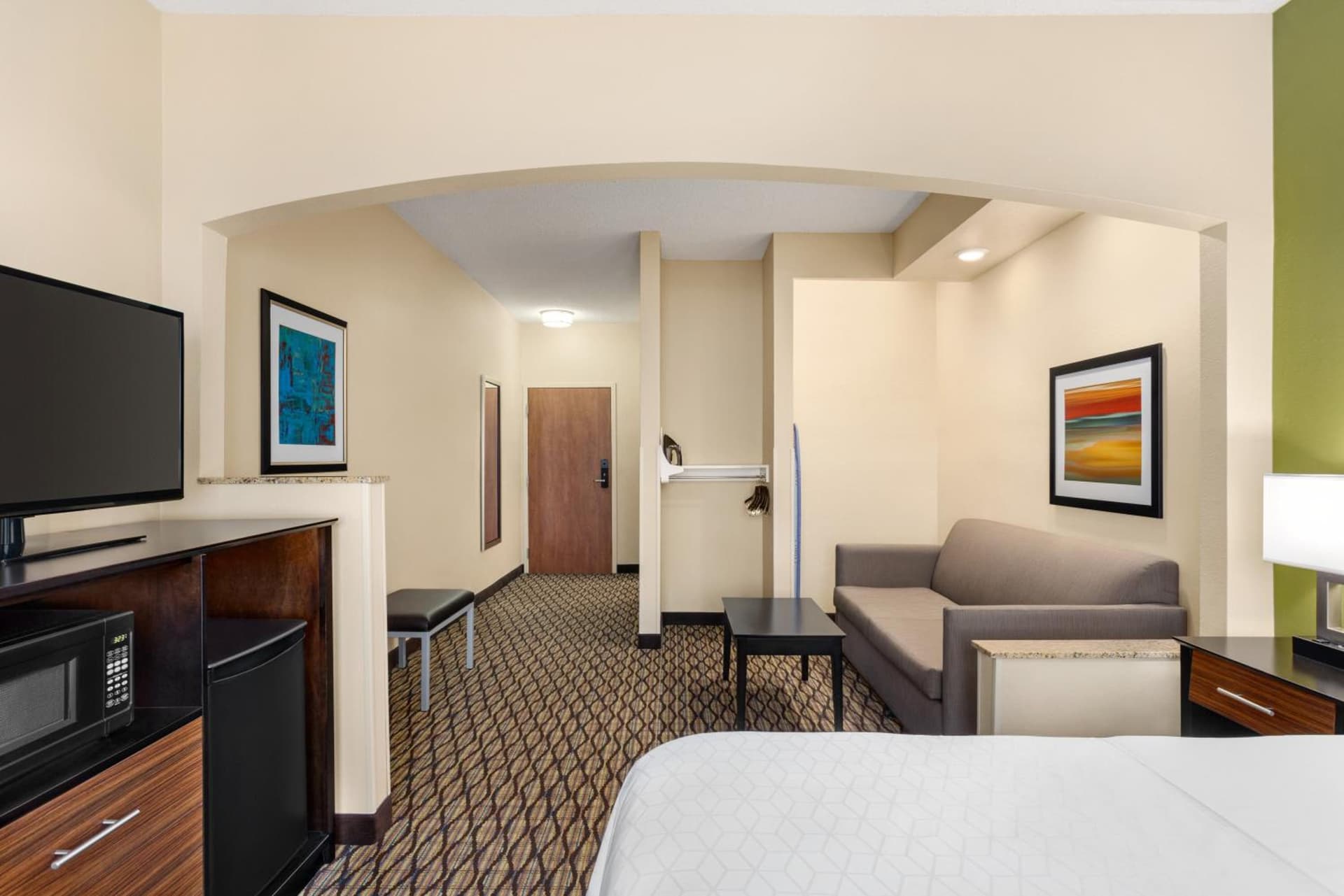 Holiday Inn Express Hotel & Suites Edmond by IHG gallery photo in Edmond, OK — image 4