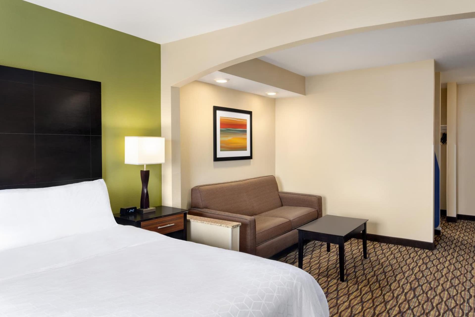 Holiday Inn Express Hotel & Suites Edmond by IHG gallery photo in Edmond, OK — image 45