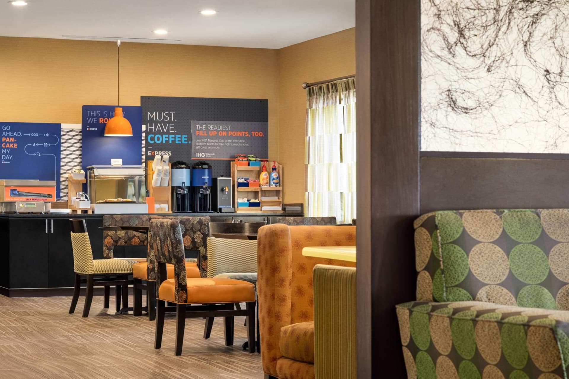 Holiday Inn Express Hotel & Suites Edmond by IHG gallery photo in Edmond, OK — image 36