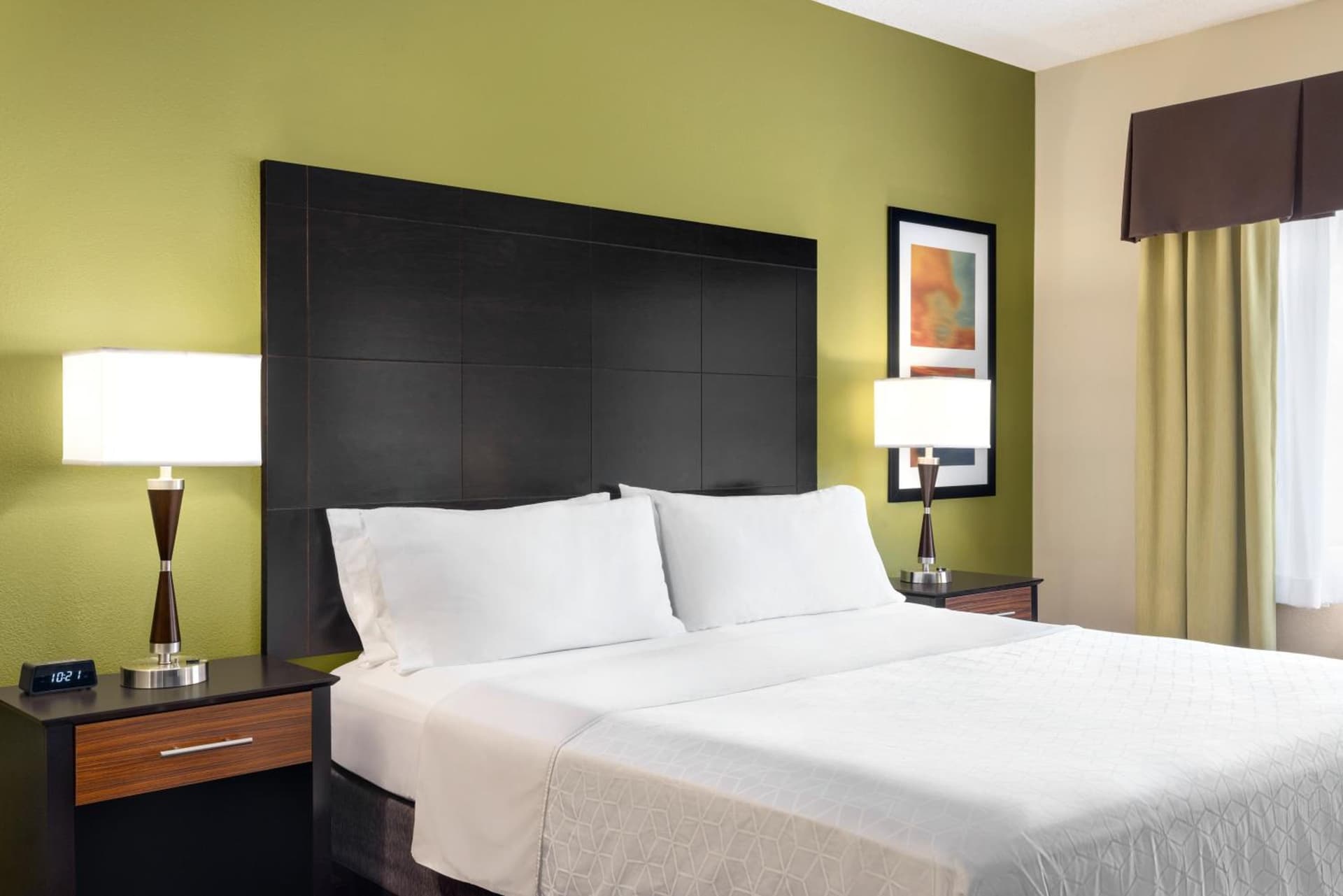 Holiday Inn Express Hotel & Suites Edmond by IHG gallery photo in Edmond, OK — image 26