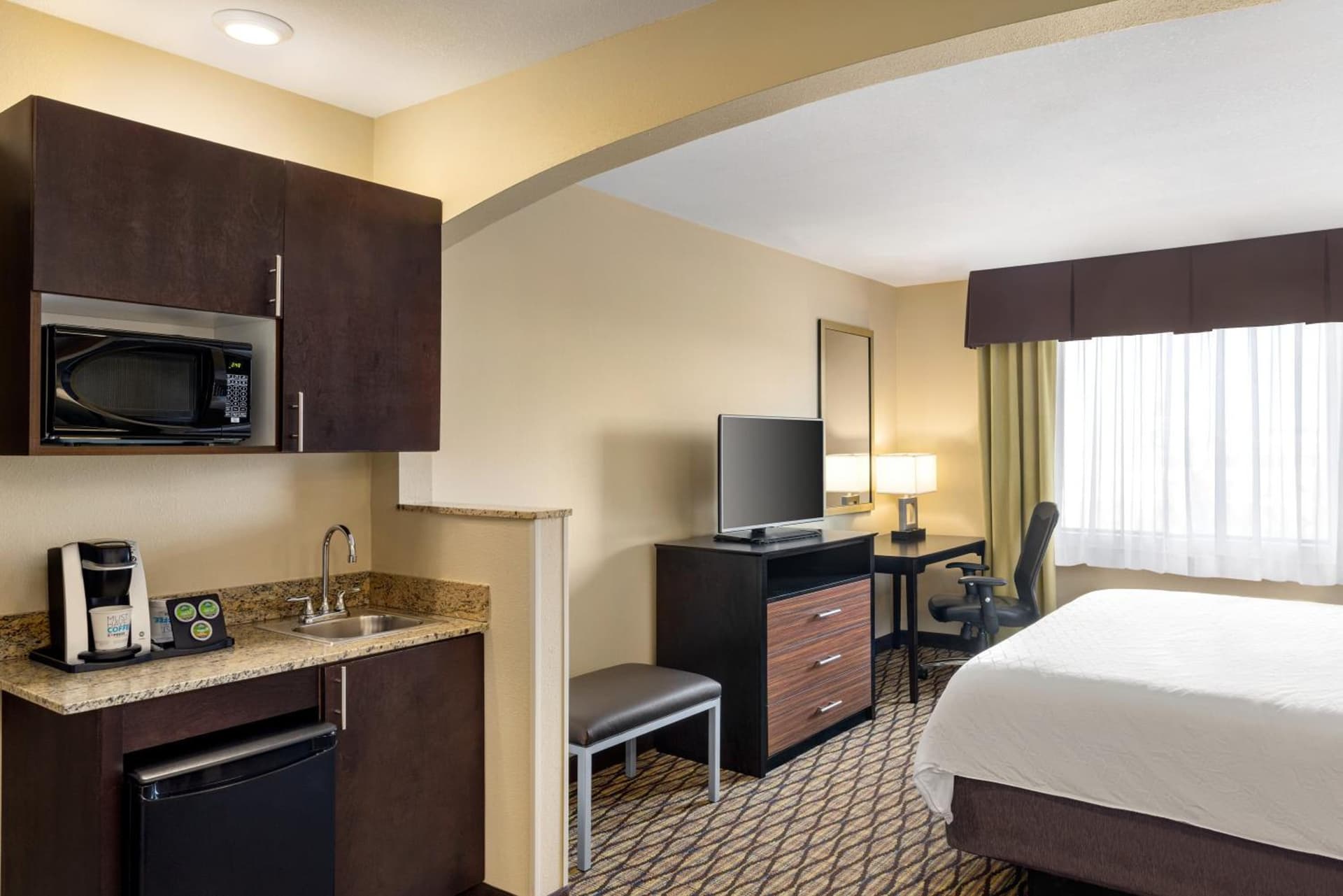 Holiday Inn Express Hotel & Suites Edmond by IHG gallery photo in Edmond, OK — image 37