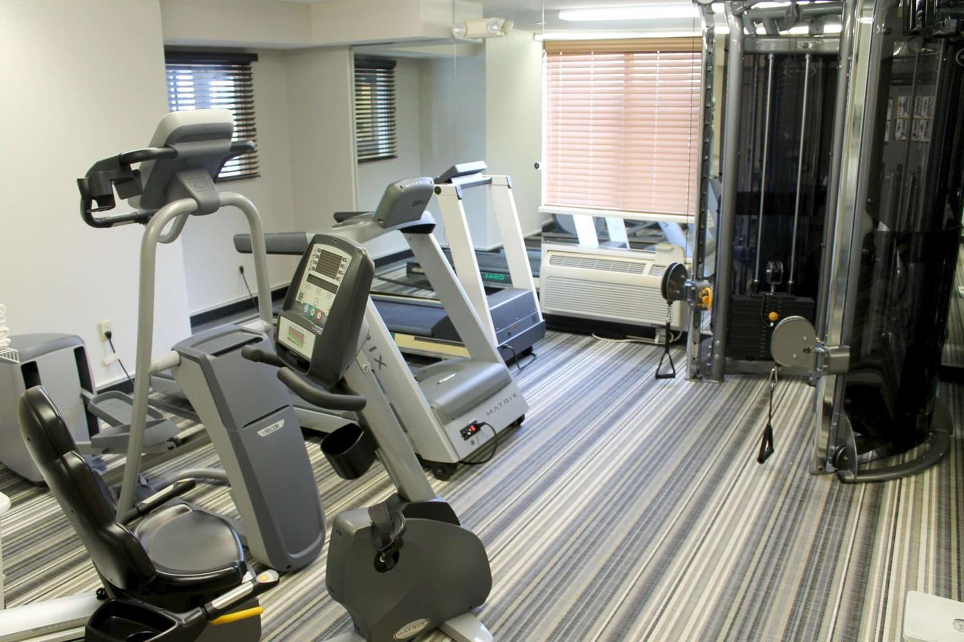 Sonesta Simply Suites Nashville Brentwood gallery photo in Brentwood, TN — image 23