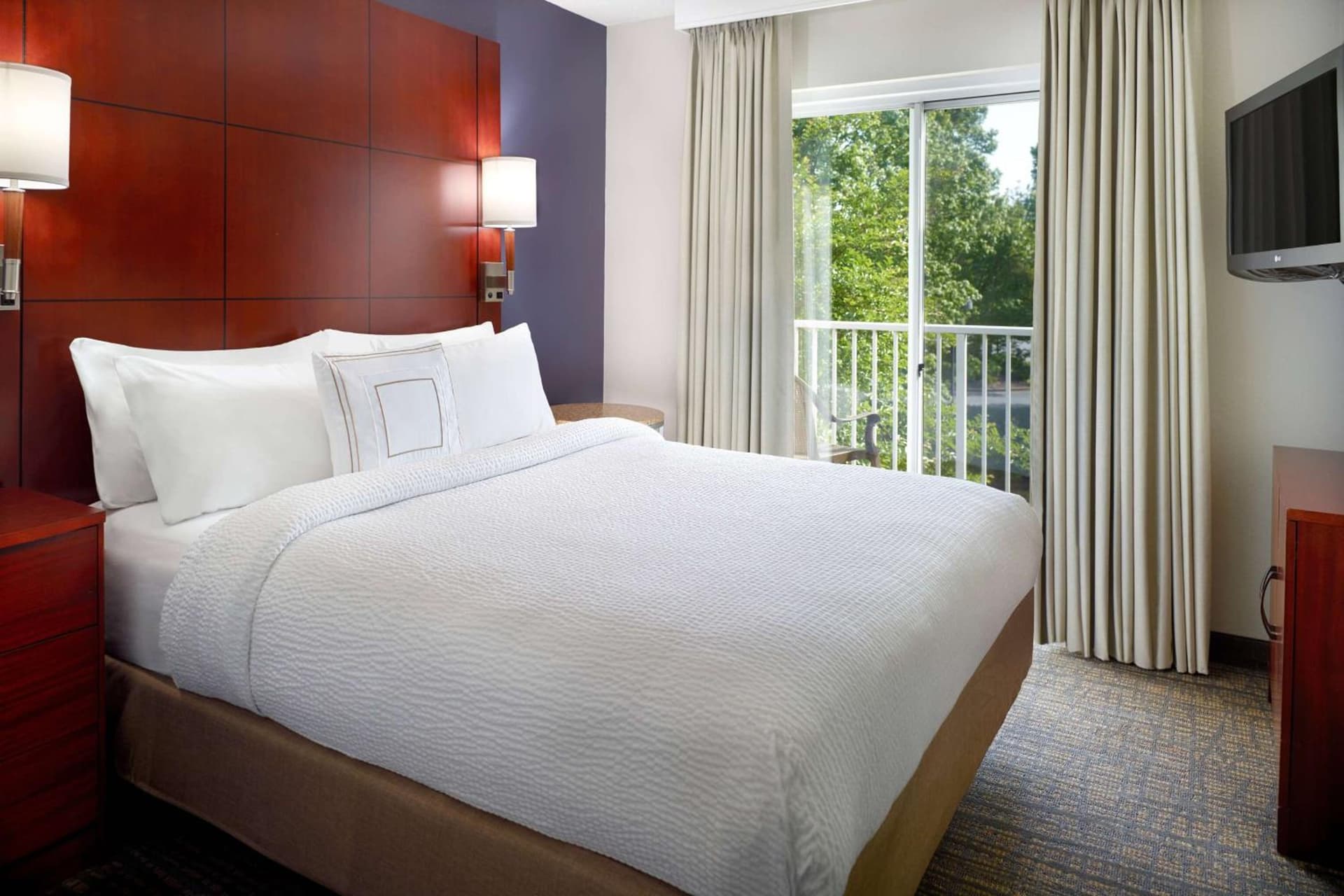 Sonesta ES Suites Atlanta Alpharetta Windward gallery photo in Alpharetta, GA — image 24