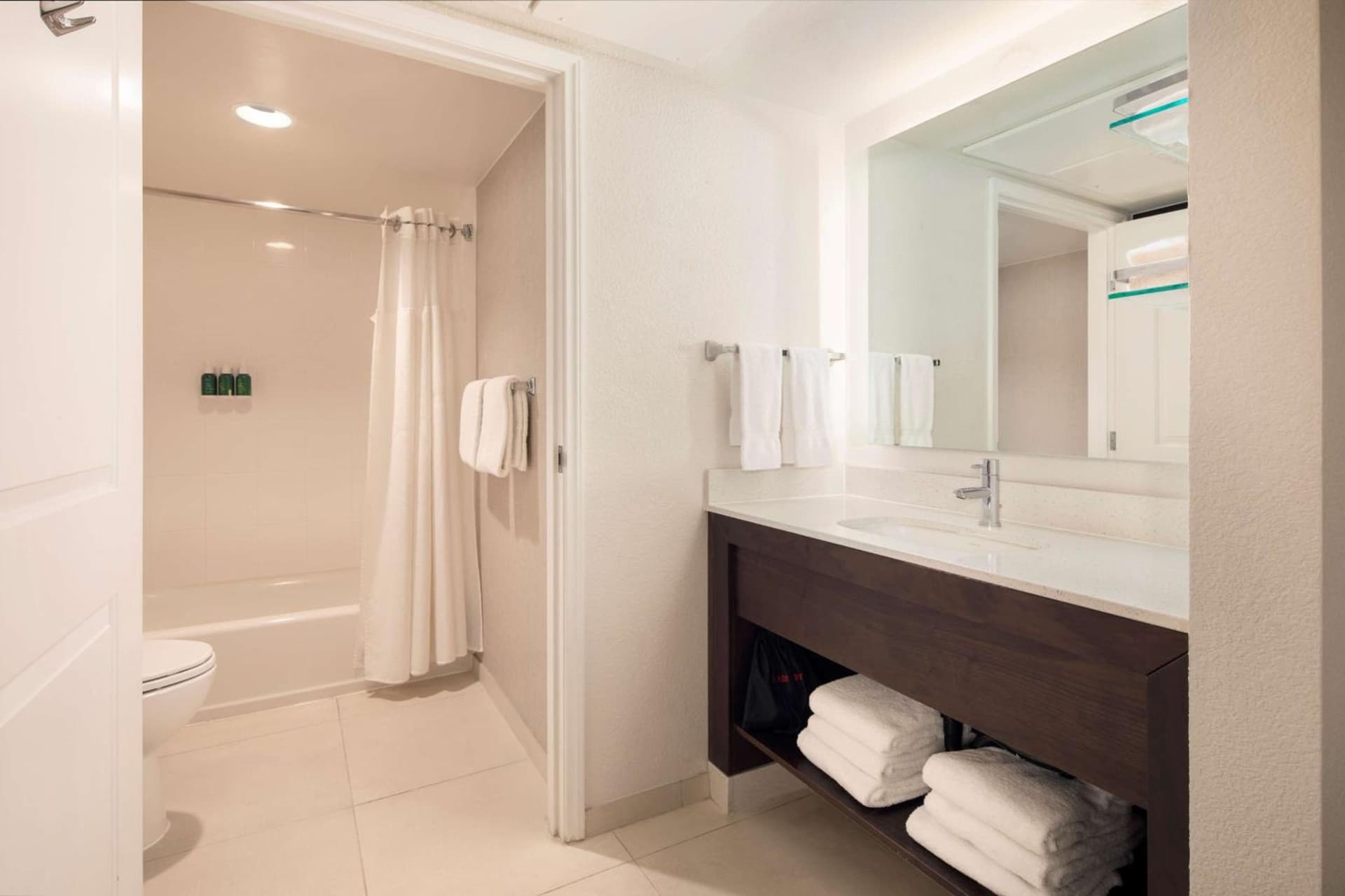 Sonesta ES Suites Fresno gallery photo in Fresno, CA — image 14