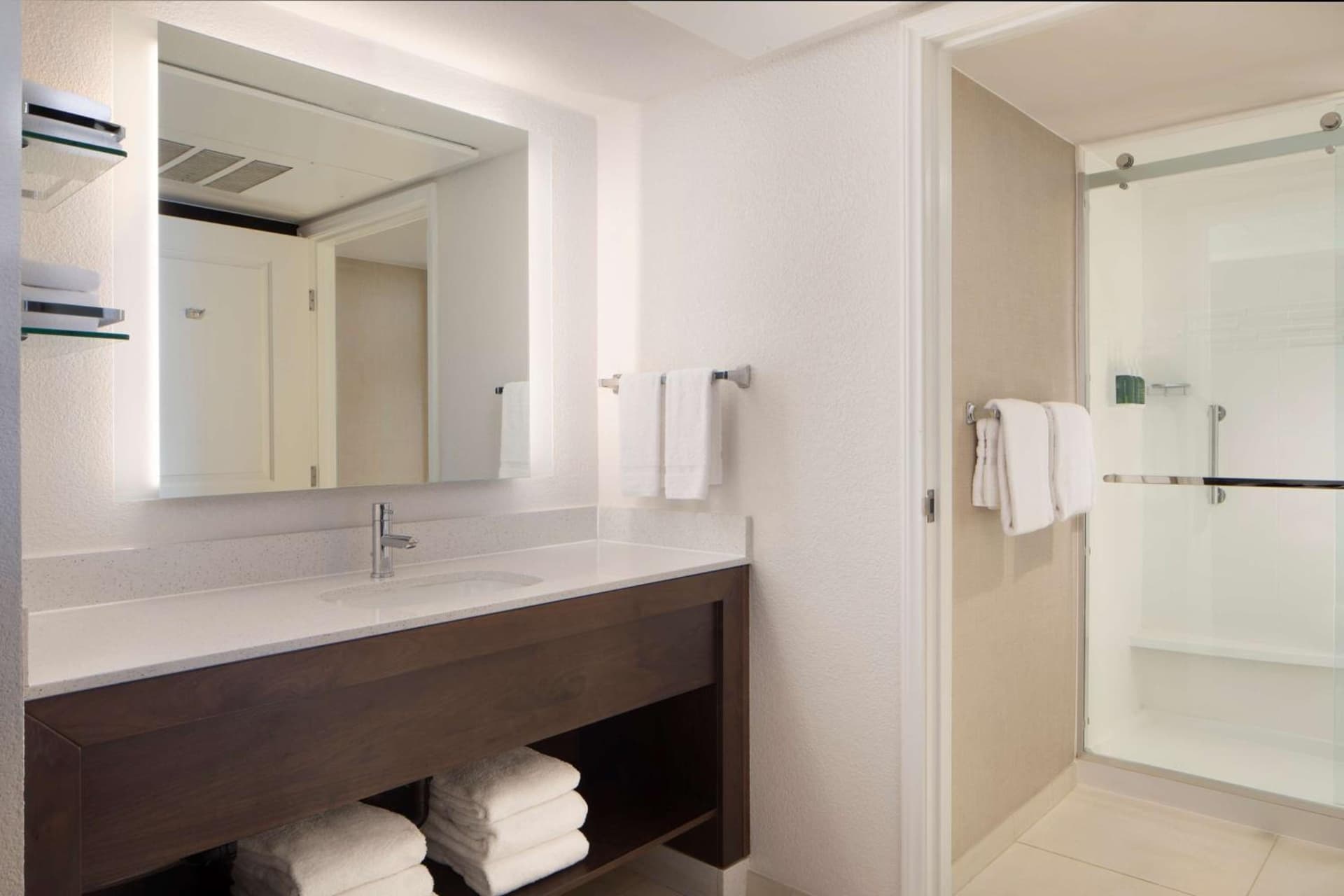 Sonesta ES Suites Fresno gallery photo in Fresno, CA — image 10