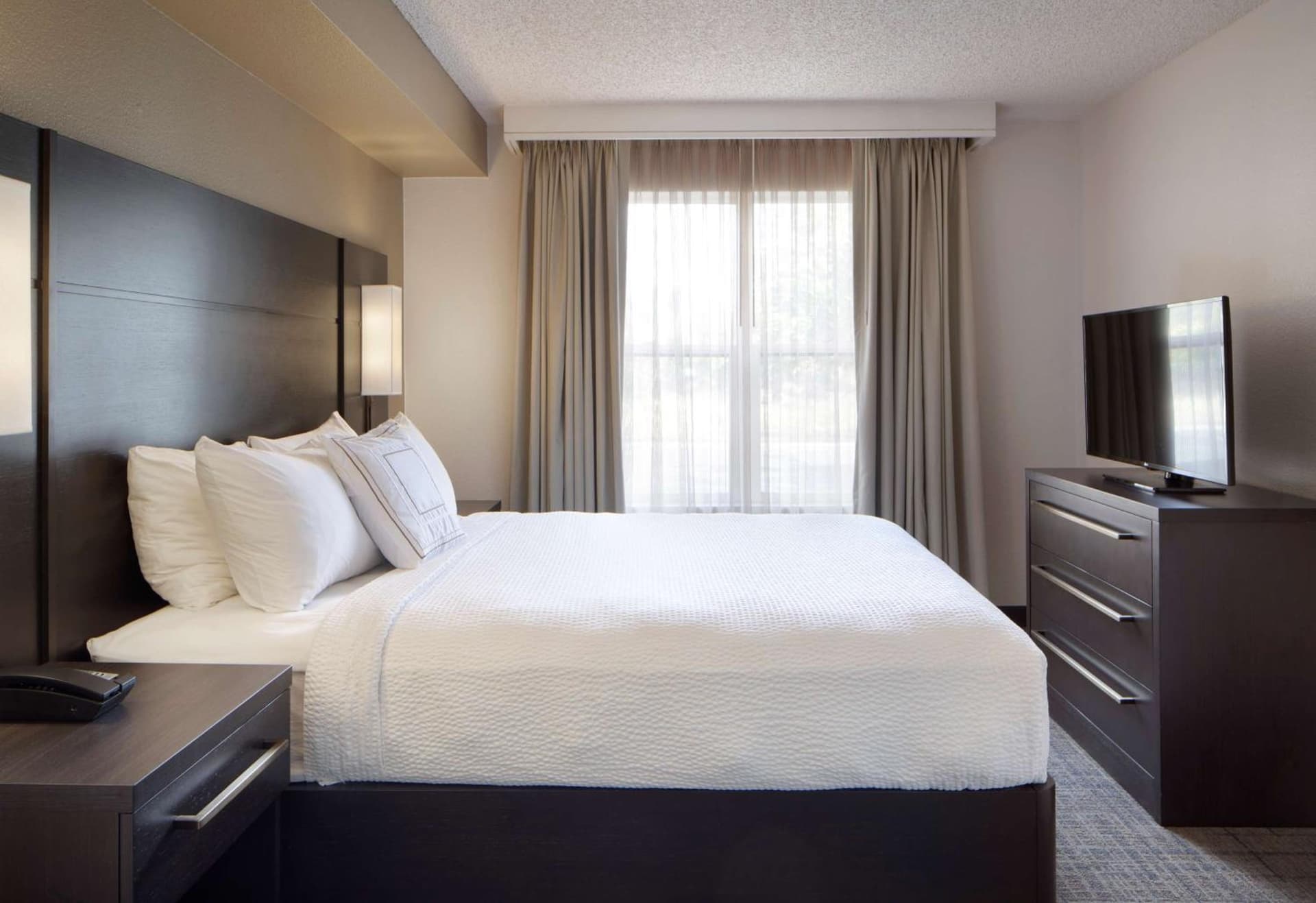 Sonesta ES Suites Fresno gallery photo in Fresno, CA — image 11