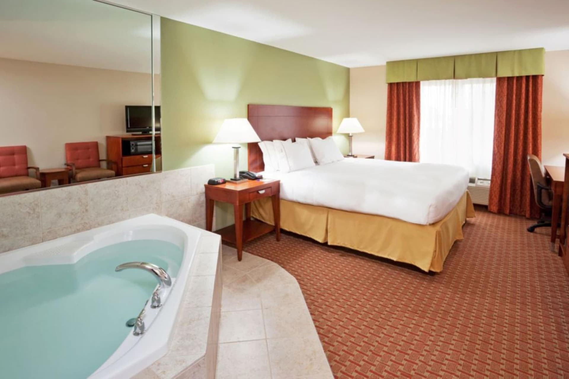Holiday Inn Express & Suites Niagara Falls by IHG gallery photo in Niagara Falls, NY — image 42