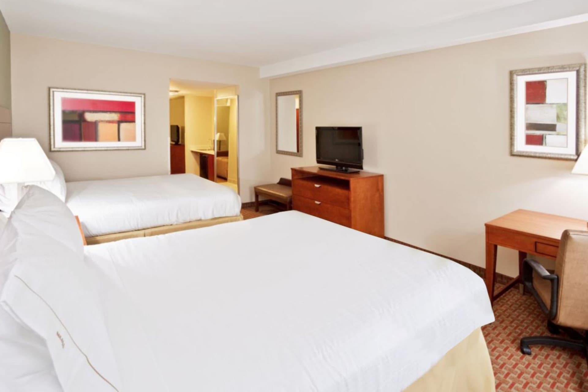 Holiday Inn Express & Suites Niagara Falls by IHG gallery photo in Niagara Falls, NY — image 20