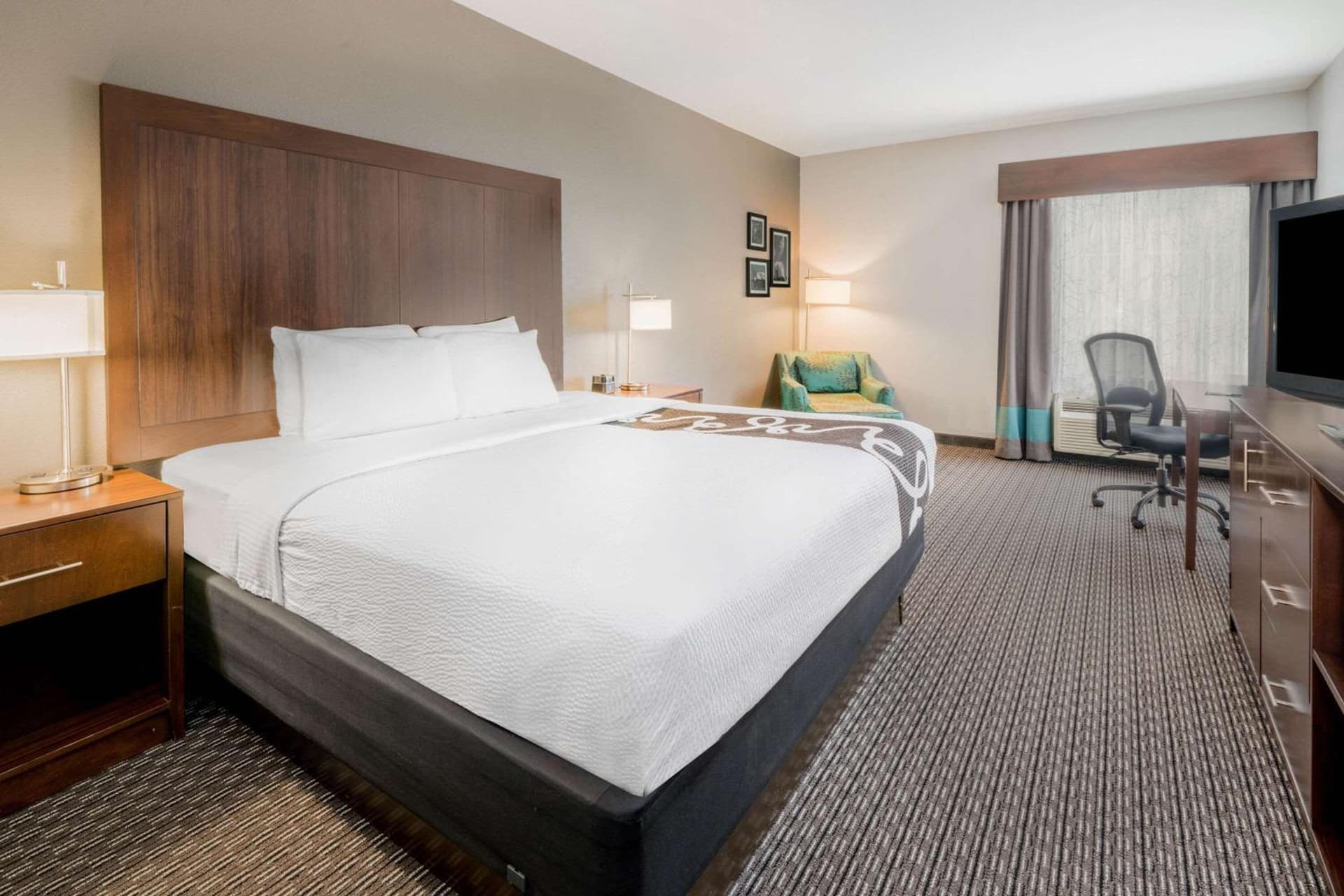 La Quinta Inn & Suites by Wyndham Fort Worth Arlington West gallery photo in Arlington, TX — image 24