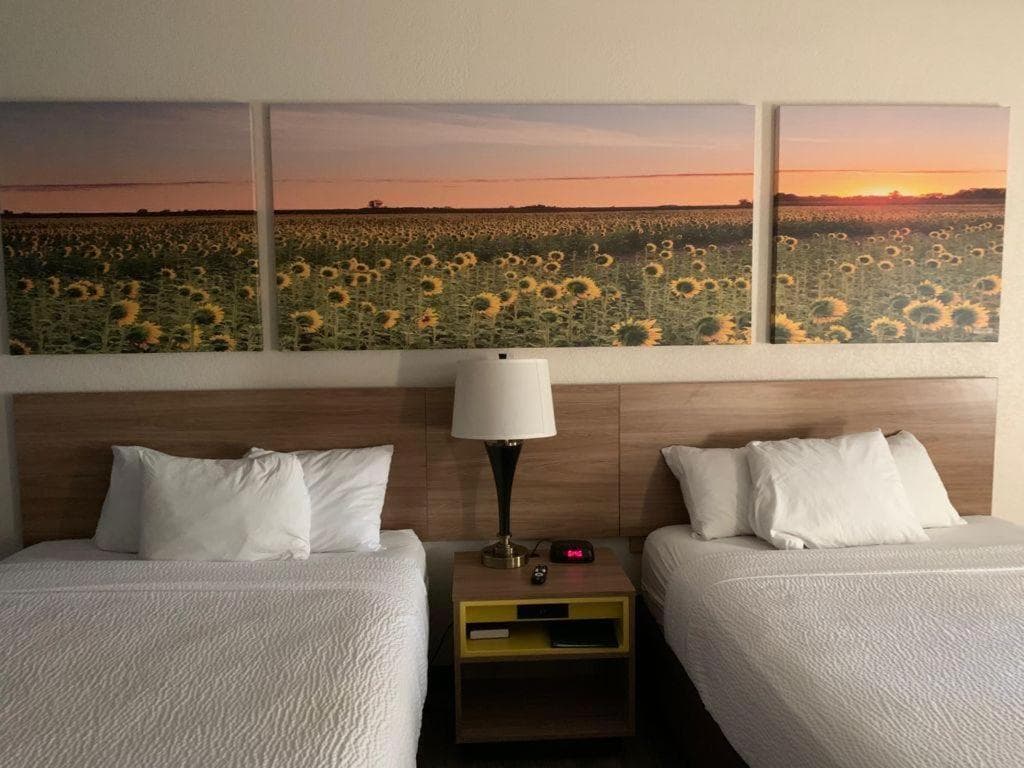 Days Inn by Wyndham Topeka gallery photo in Topeka, KS — image 36