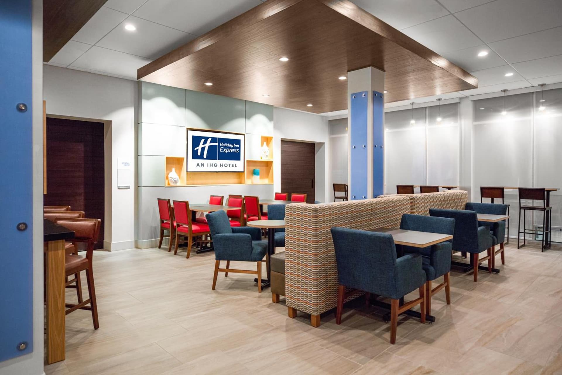 Holiday Inn Express & Suites Sanford - Lake Mary by IHG gallery photo in Sanford, FL — image 44