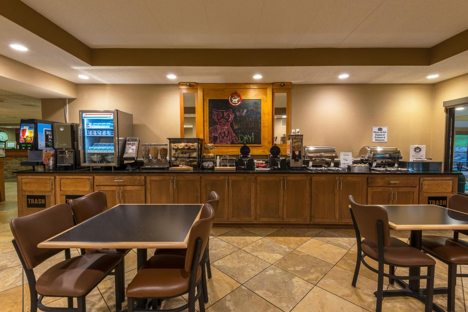 AmericInn by Wyndham Madison West gallery photo in Madison, WI — image 40
