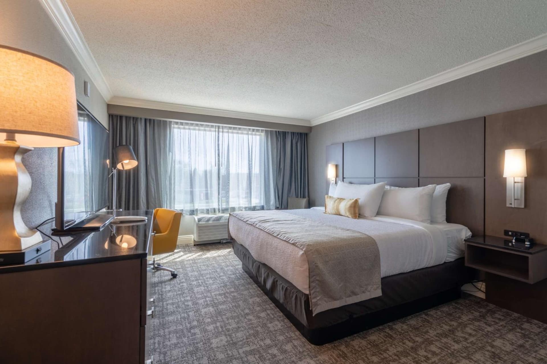 Cottonwood Airport & Expo Hotel Louisville gallery photo in Louisville, KY — image 33