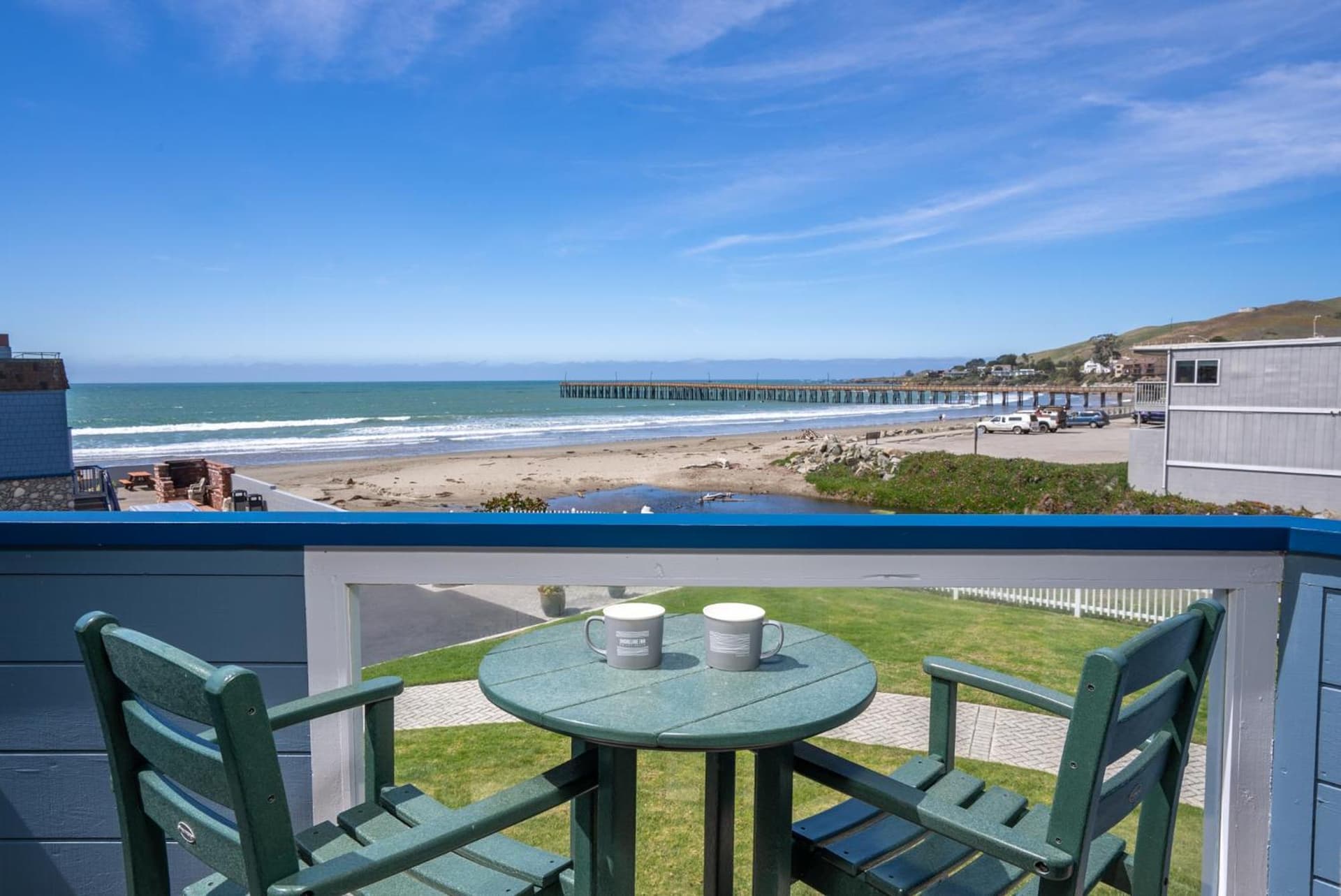 Shoreline Inn...on the beach gallery photo in Cayucos, CA — image 44