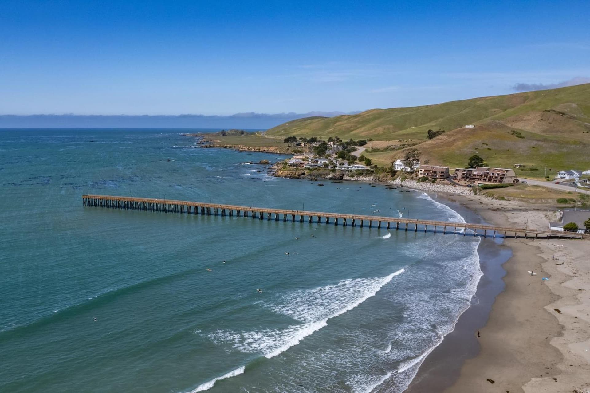 Shoreline Inn...on the beach gallery photo in Cayucos, CA — image 41