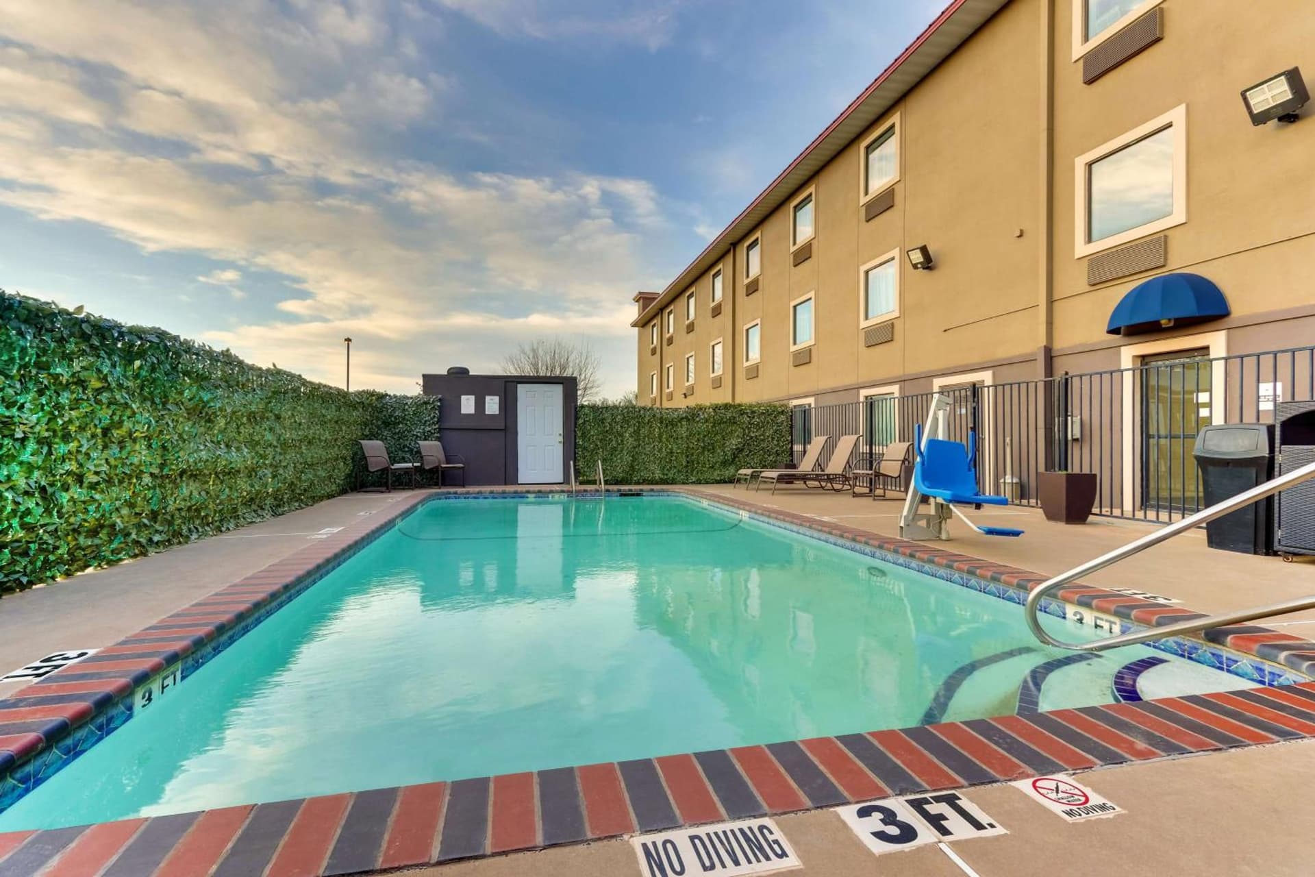 Best Western Plus University Inn & Suites gallery photo in Wichita Falls, TX — image 14