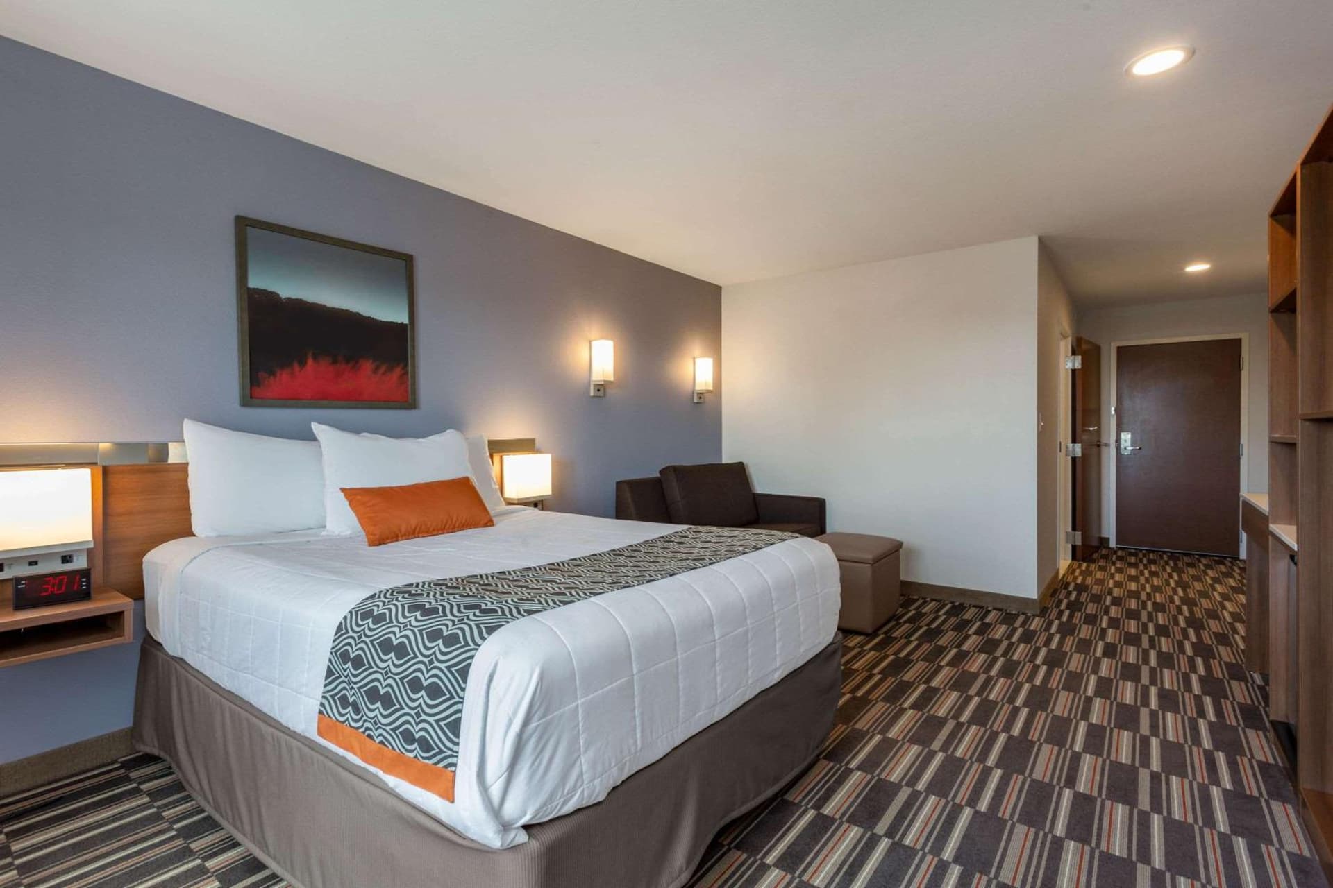 Microtel Inn & Suites by Wyndham Niagara Falls gallery photo in Niagara Falls, NY — image 39