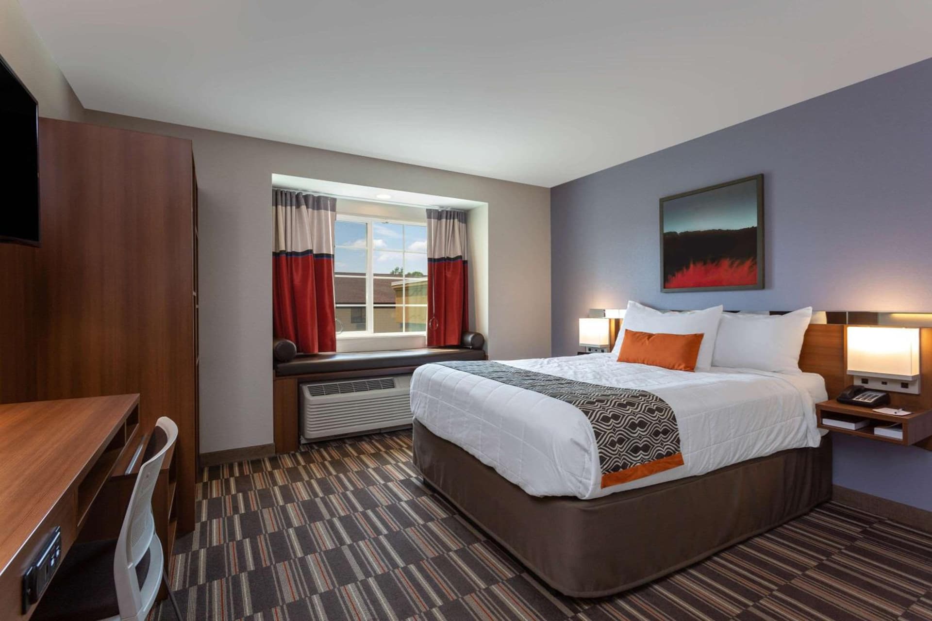 Microtel Inn & Suites by Wyndham Niagara Falls gallery photo in Niagara Falls, NY — image 5