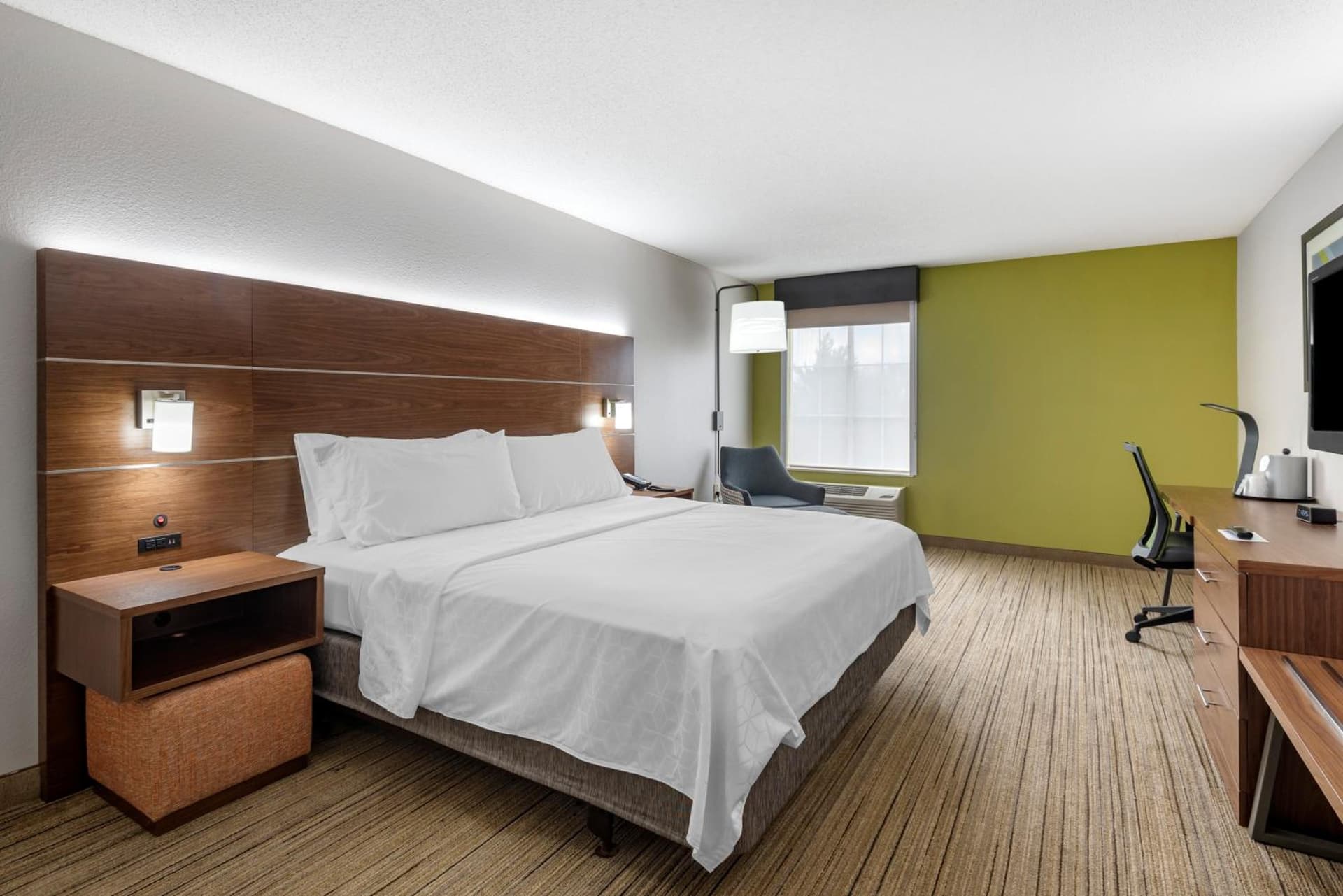 Holiday Inn Express Charlotte West - Gastonia by IHG property views in Gastonia, NC — gallery photo 3