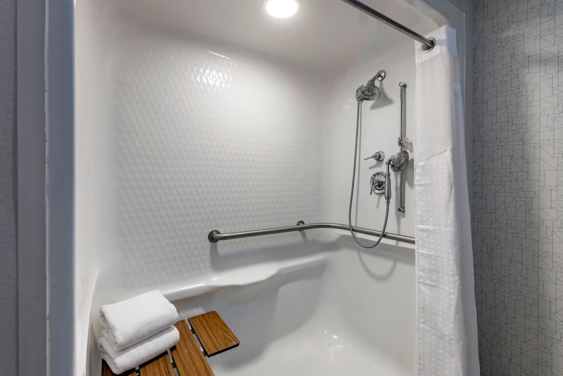 Holiday Inn Express Charlotte West - Gastonia by IHG gallery photo in Gastonia, NC — image 59