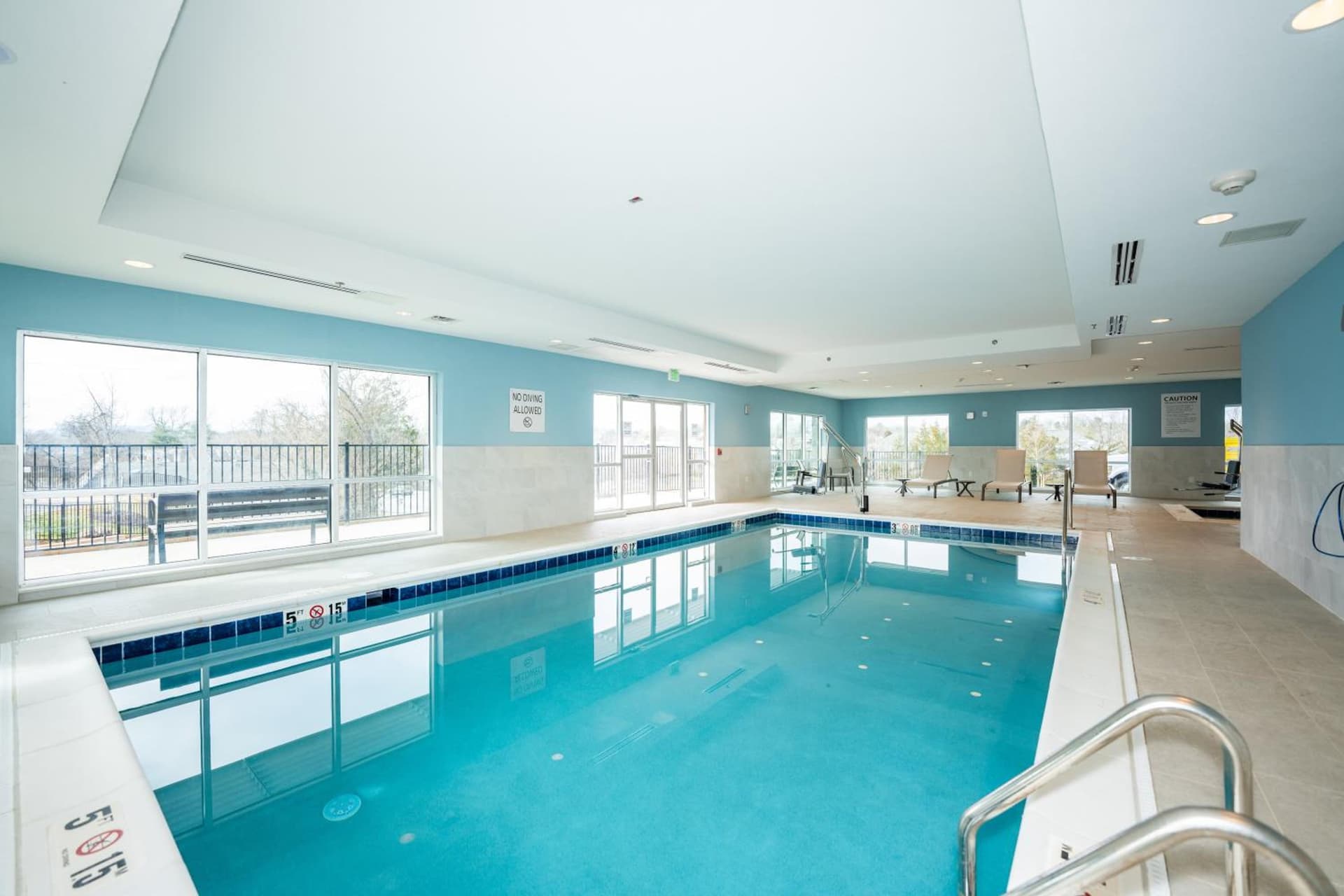 Holiday Inn Express & Suites Charlottesville by IHG gallery photo in Charlottesville, VA — image 111