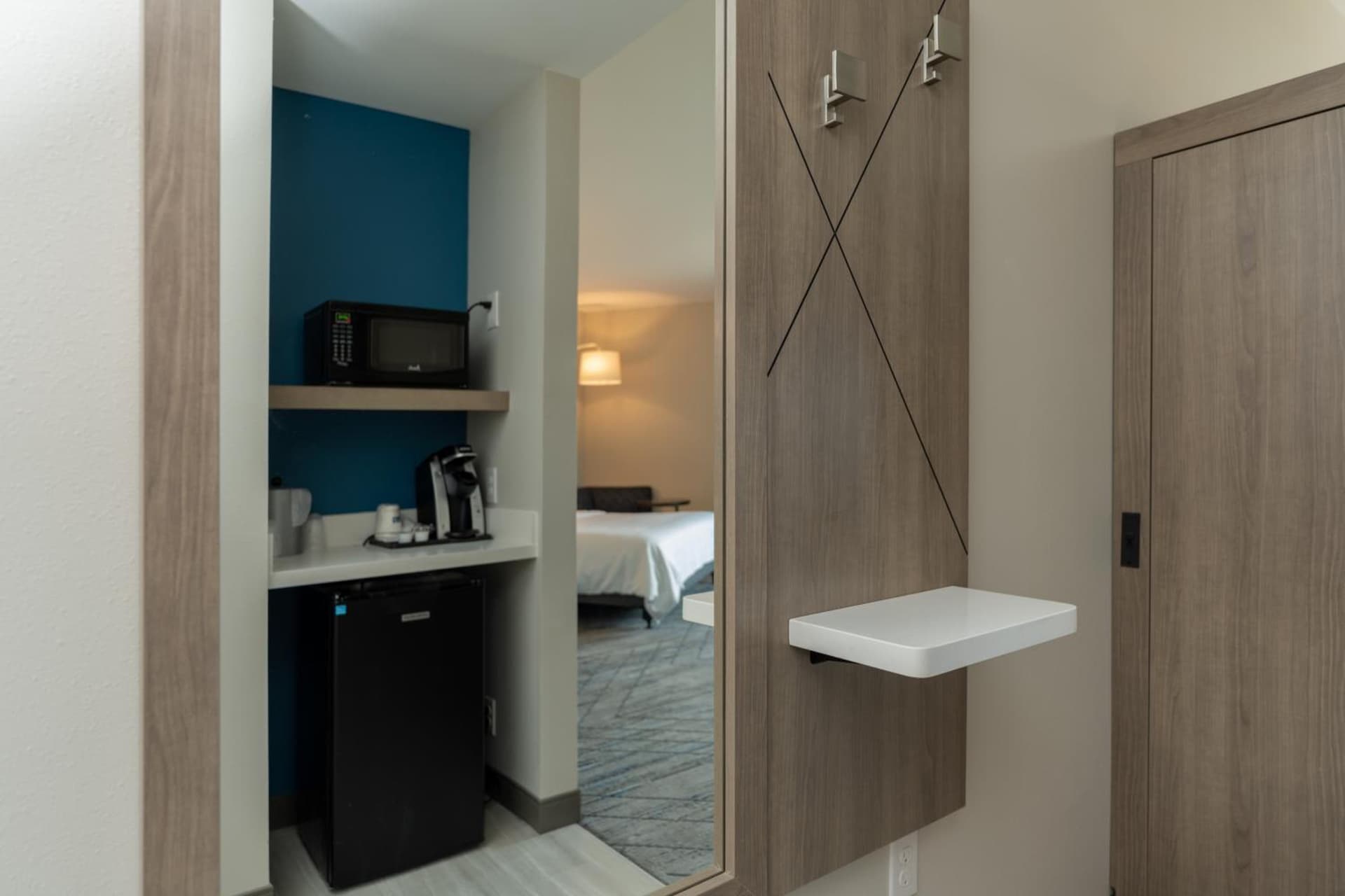 Holiday Inn Express & Suites Charlottesville by IHG gallery photo in Charlottesville, VA — image 149