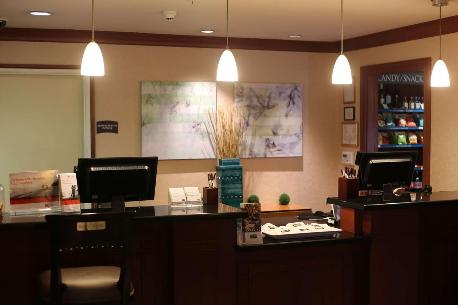 Sonesta ES Suites Portland Vancouver 41st Street gallery photo in Vancouver, WA — image 35