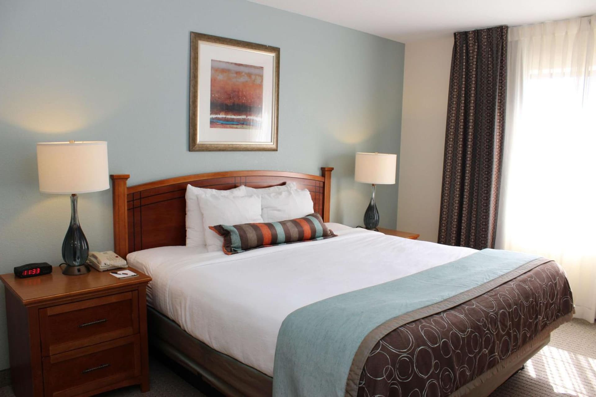 Sonesta ES Suites Portland Vancouver 41st Street gallery photo in Vancouver, WA — image 4