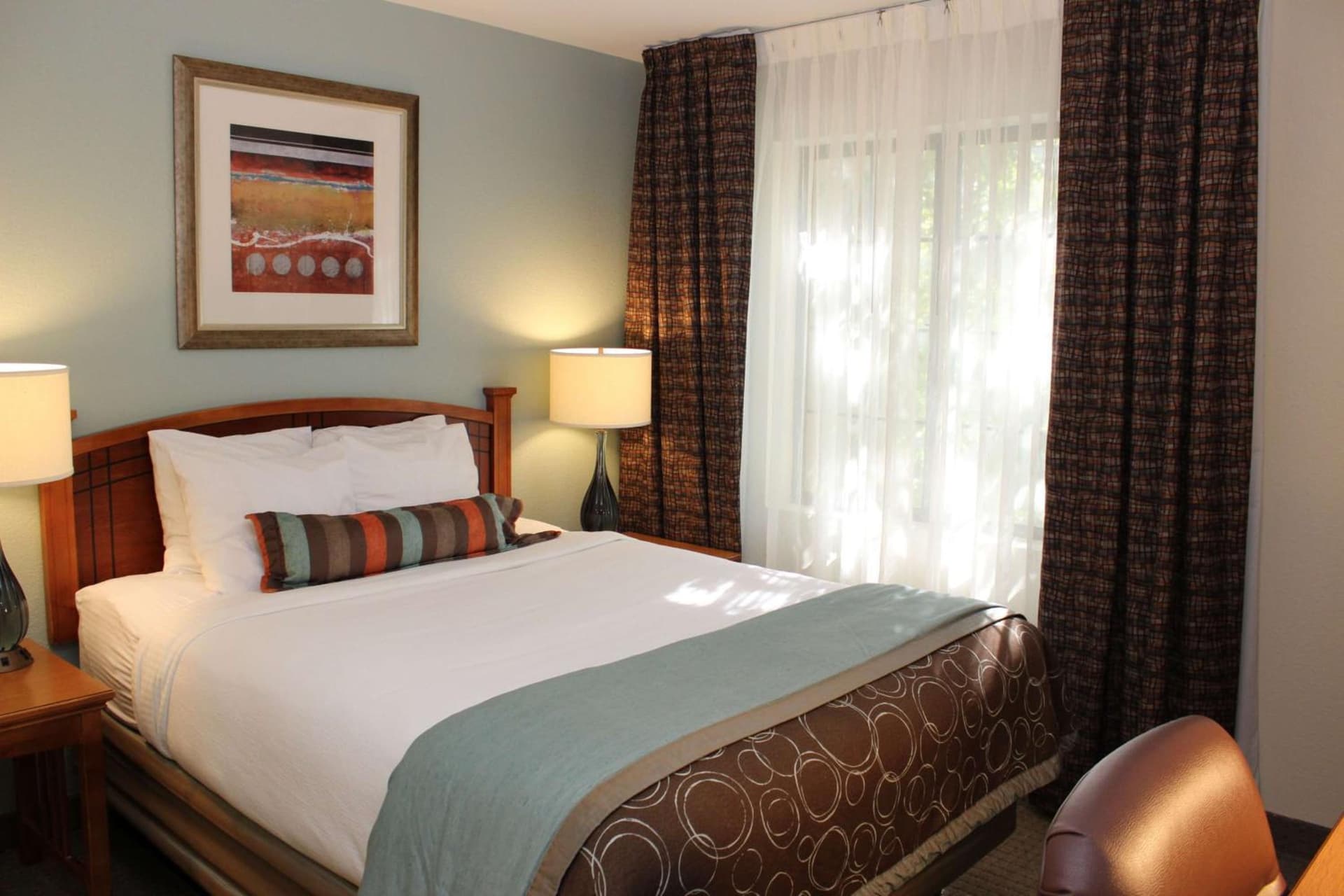 Sonesta ES Suites Portland Vancouver 41st Street gallery photo in Vancouver, WA — image 21