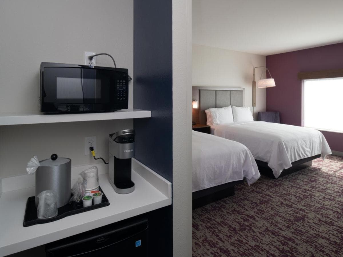 Holiday Inn Express & Suites - Little Rock Downtown by IHG property views in Little Rock, AR — gallery photo 3