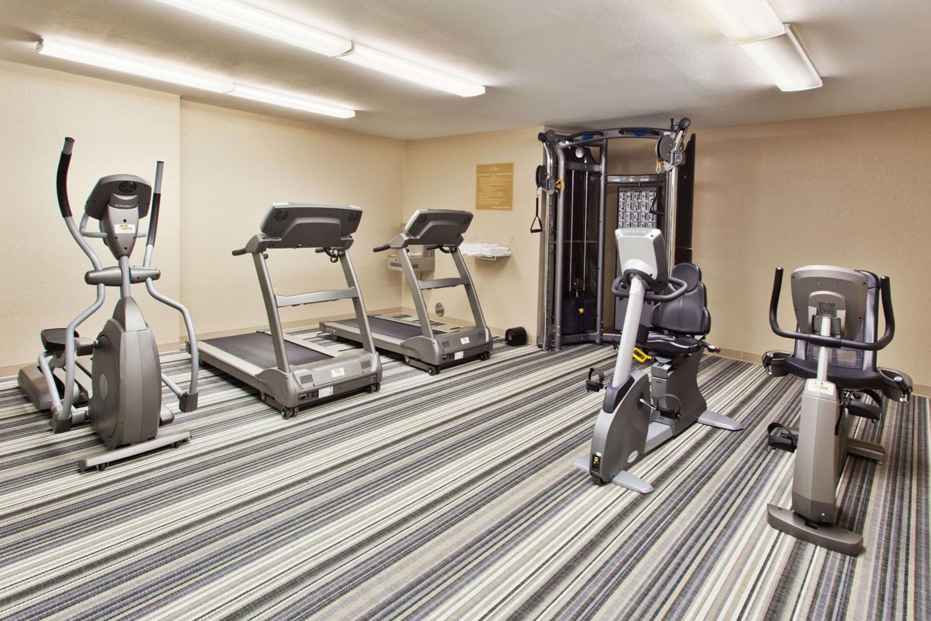 Sonesta Simply Suites Denver West Federal Center gallery photo in Lakewood, CO — image 15