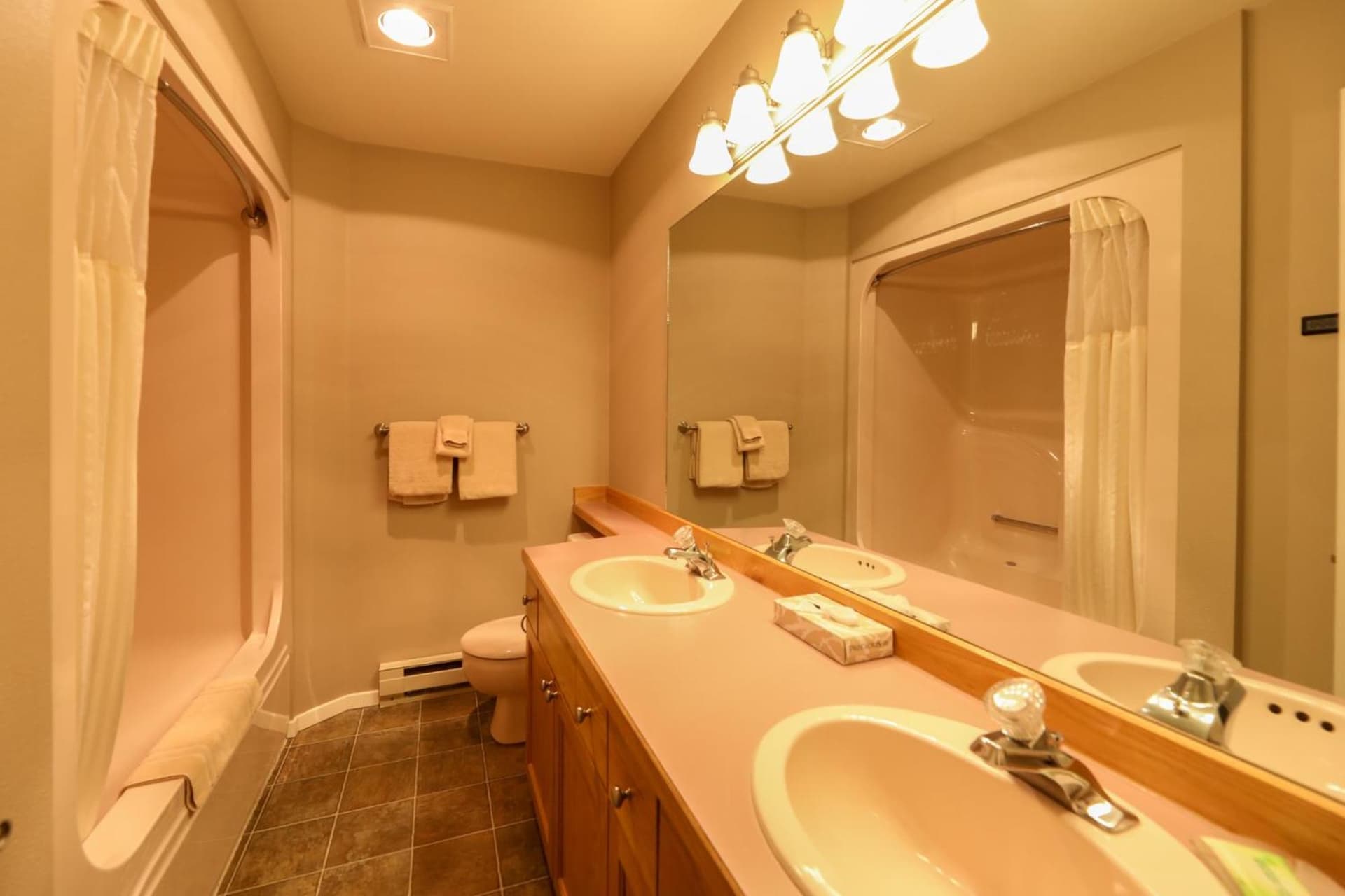 Meadow Lake Resort & Condos interior in Columbia Falls, MT — gallery photo 2