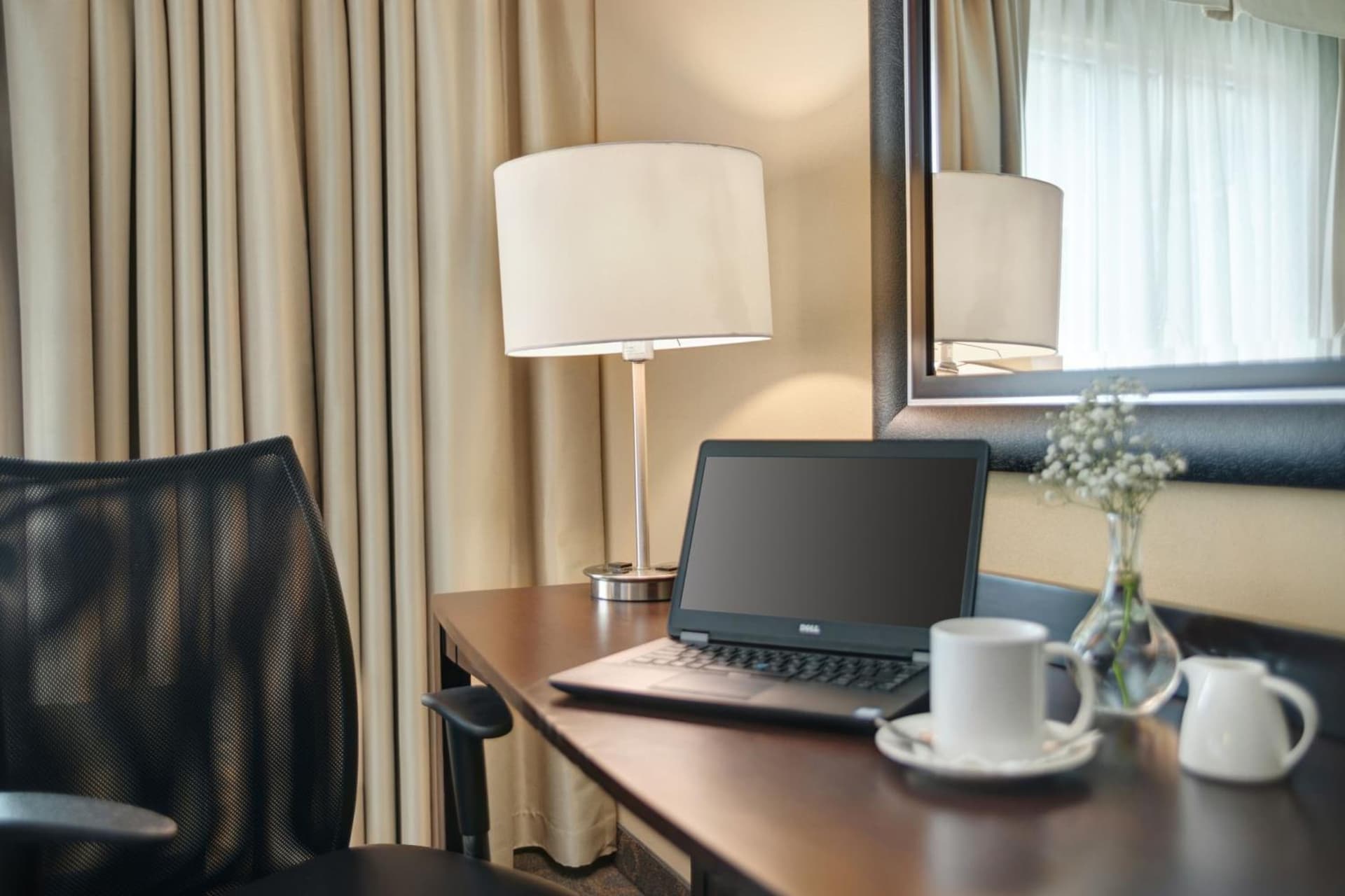 Crowne Plaza Houston Galleria Area by IHG interior in Houston, TX — gallery photo 2