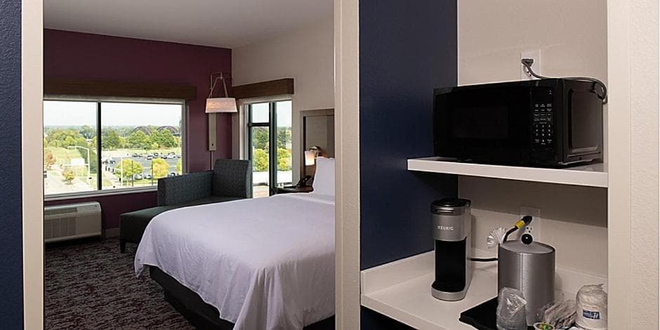 Holiday Inn Express & Suites - Little Rock Downtown by IHG gallery photo in Little Rock, AR — image 9