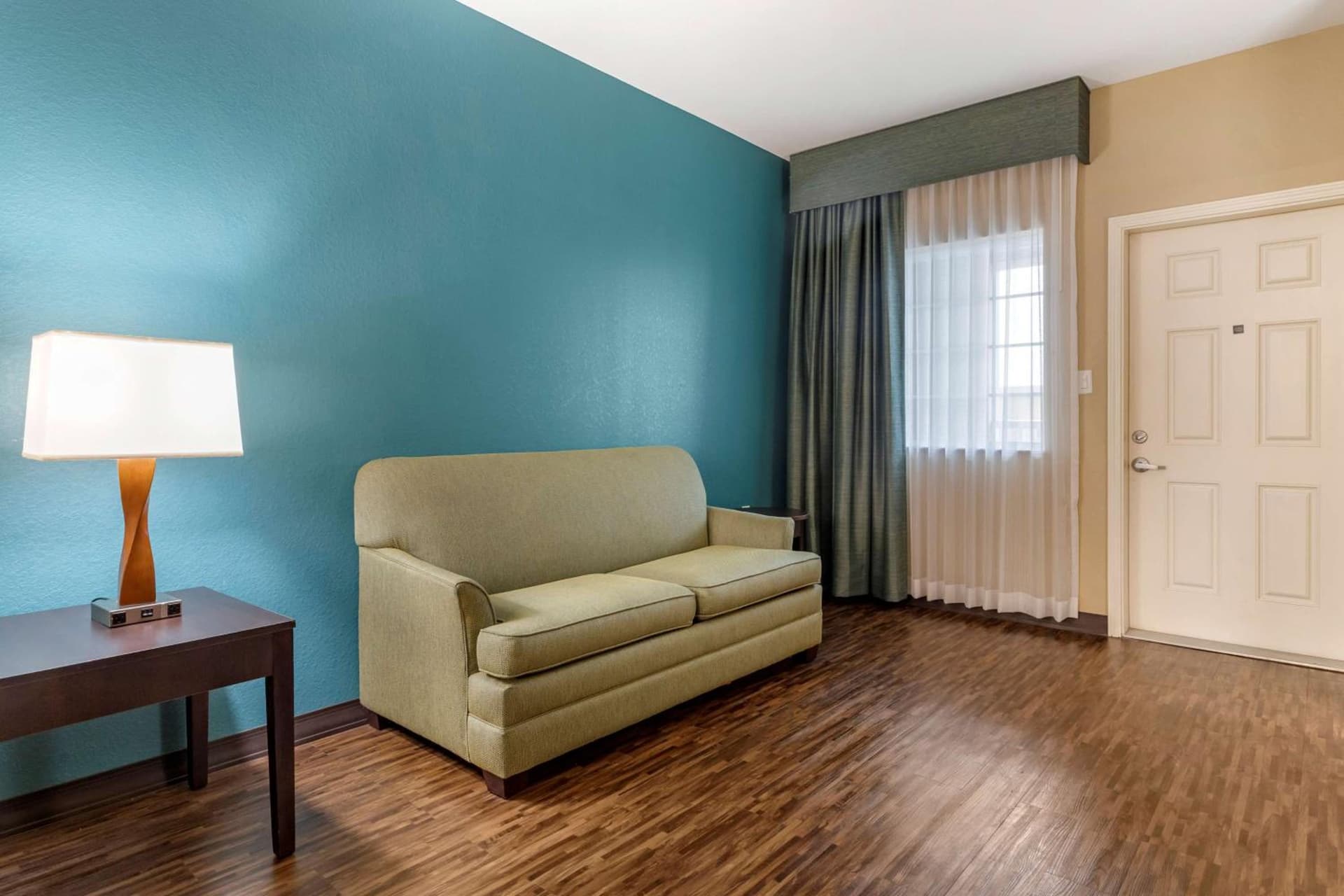 Best Western Plus Galveston Suites gallery photo in Galveston, TX — image 24