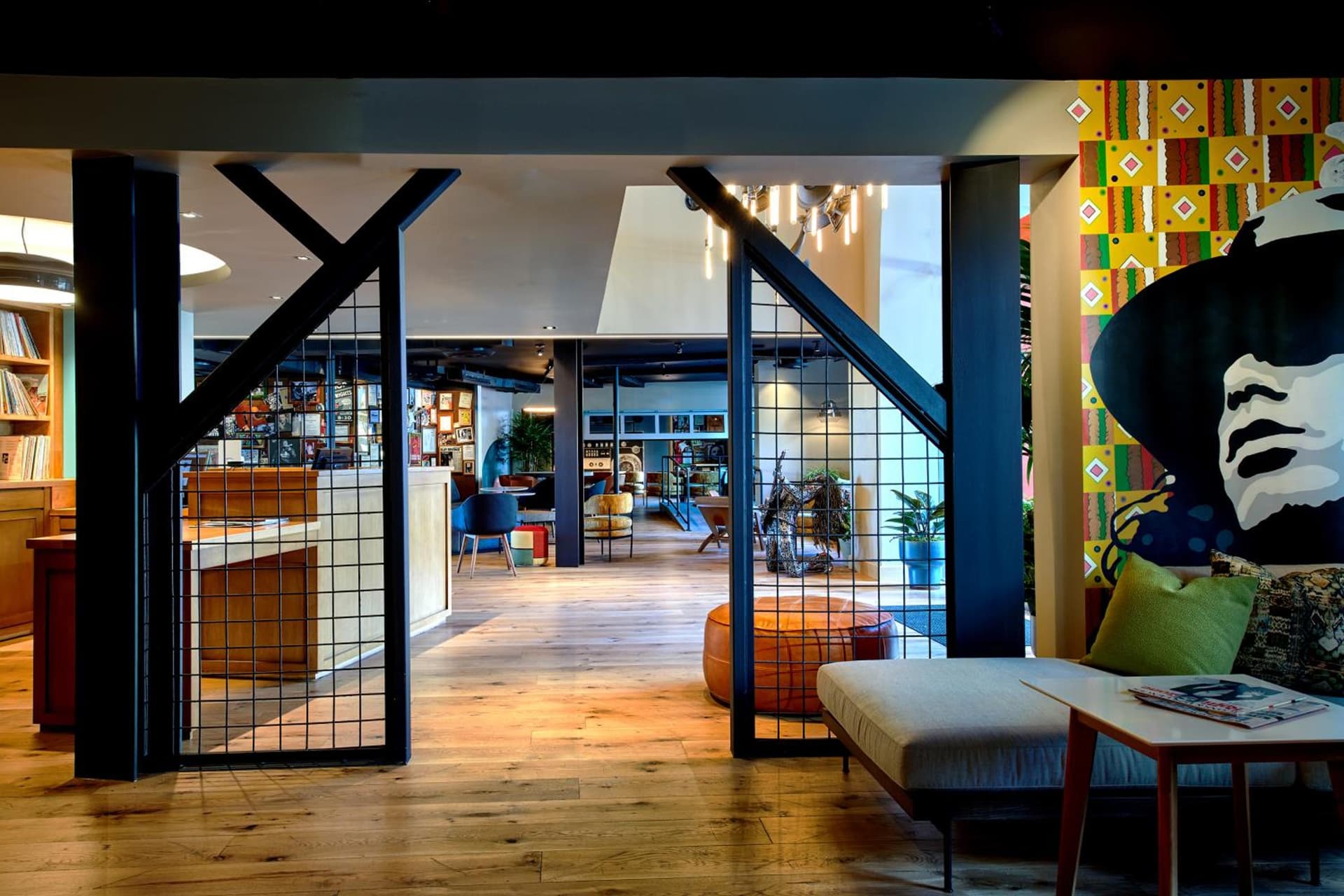 Hotel Ziggy On Sunset gallery photo in Los Angeles, CA — image 17
