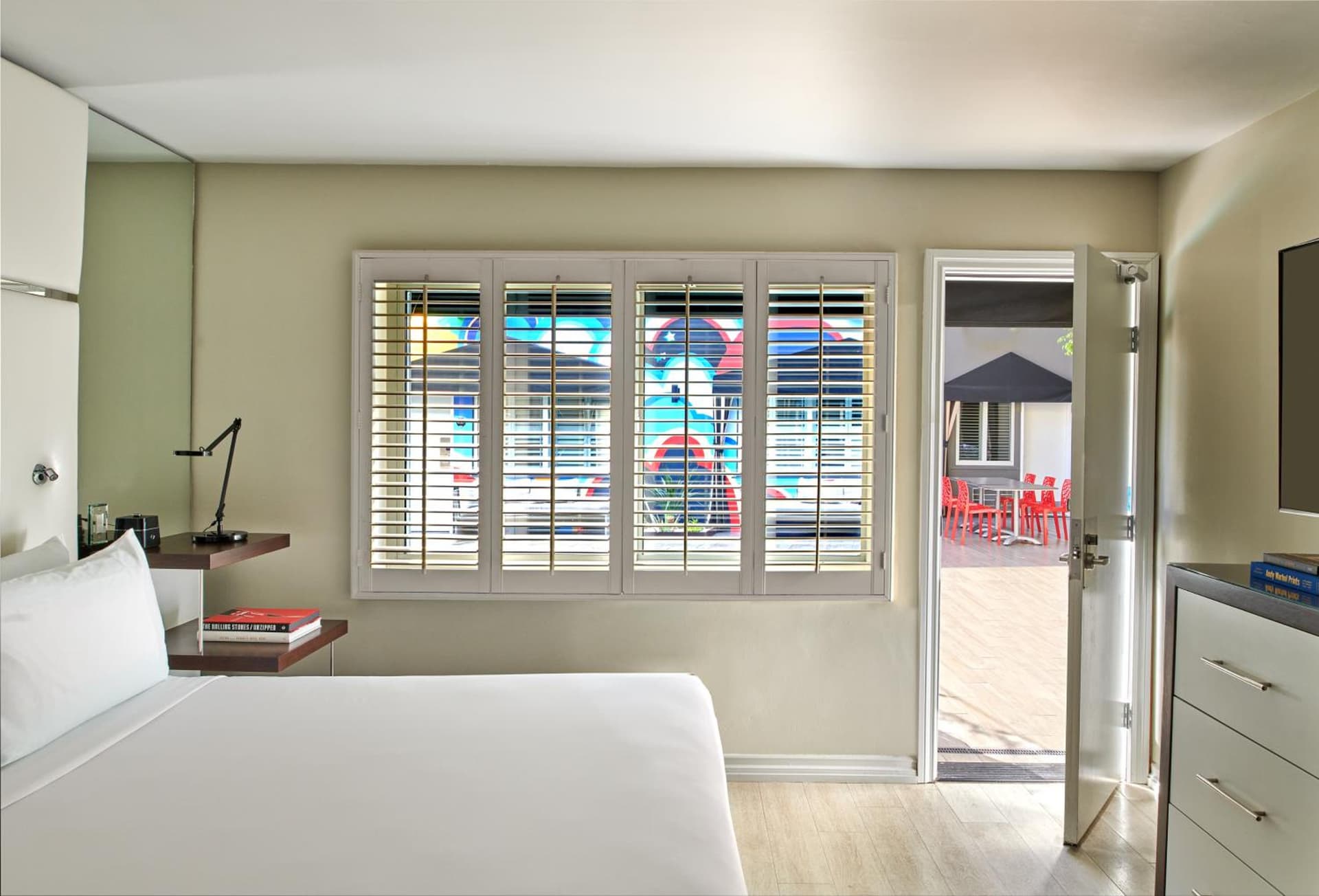 Hotel Ziggy On Sunset gallery photo in Los Angeles, CA — image 18