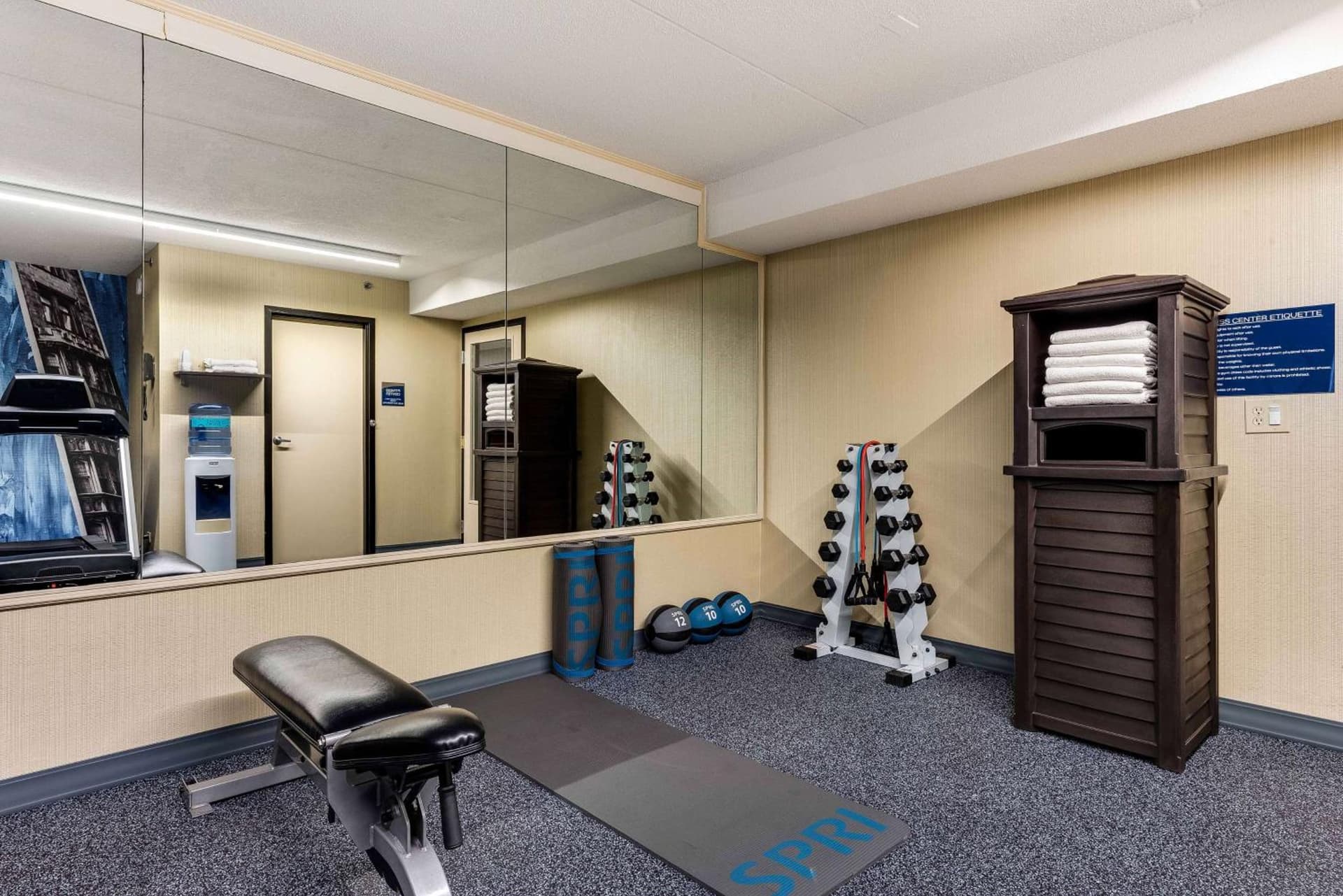 Best Western Chicago - Downers Grove gallery photo in Downers Grove, IL — image 5