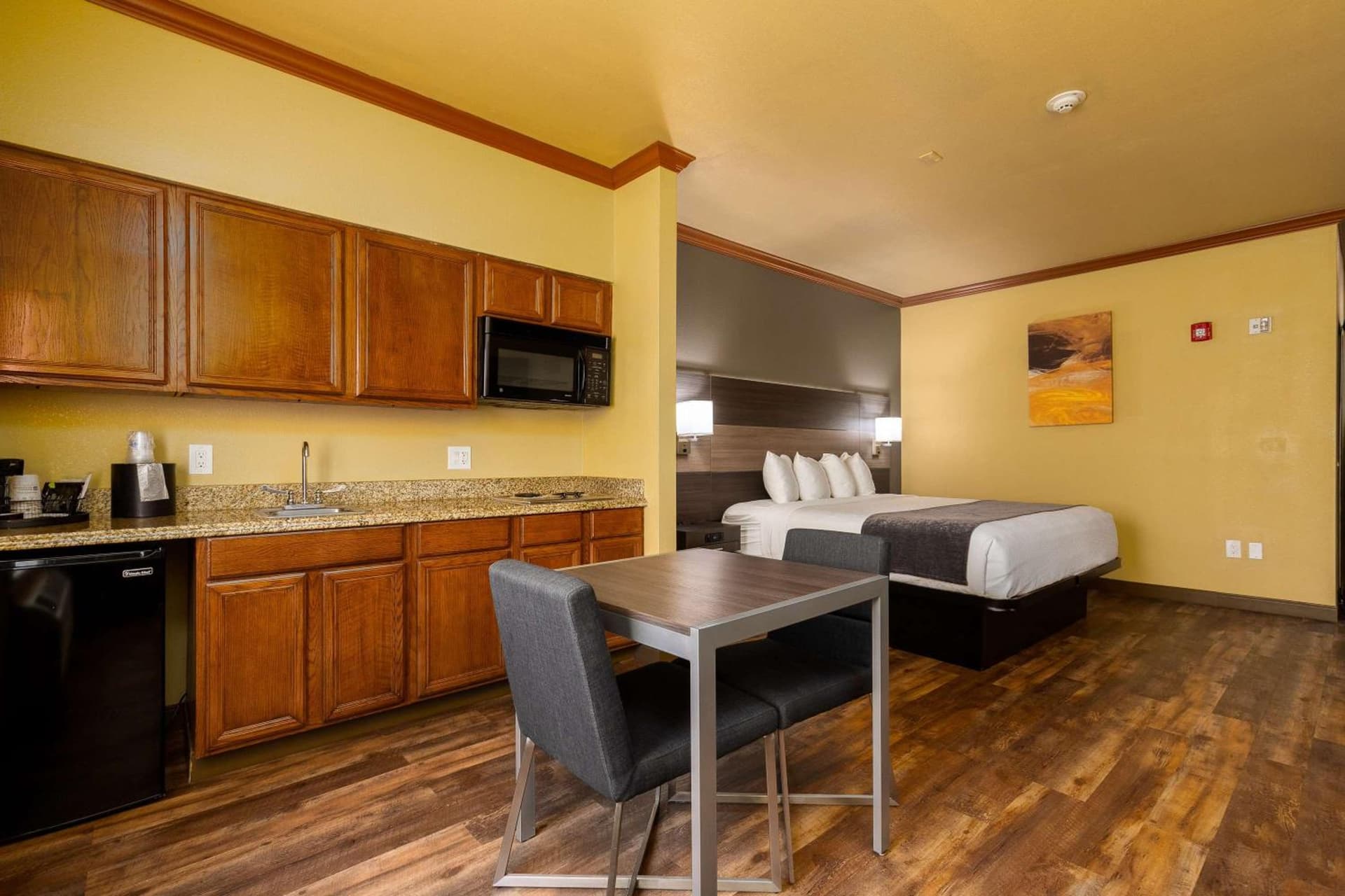 Best Western Plus Portland property views in Portland, TX — gallery photo 3