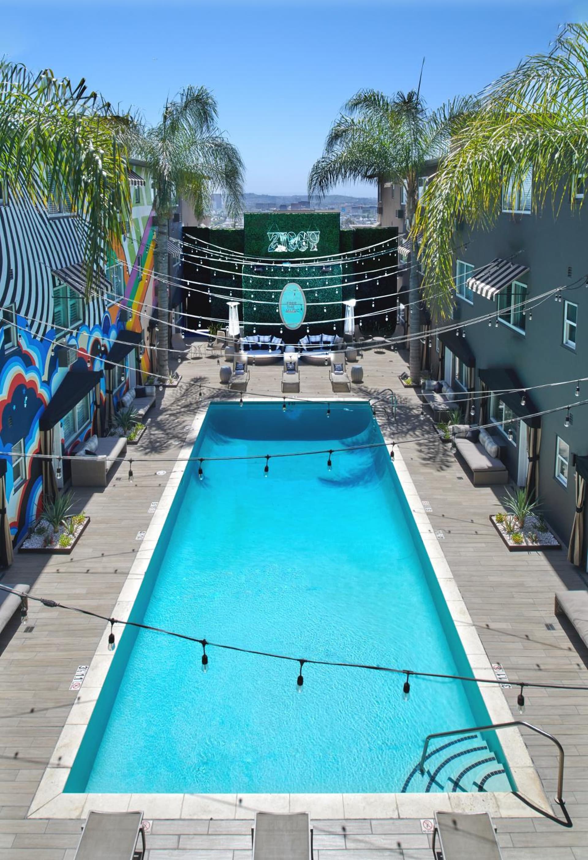 Hotel Ziggy On Sunset gallery photo in Los Angeles, CA — image 43