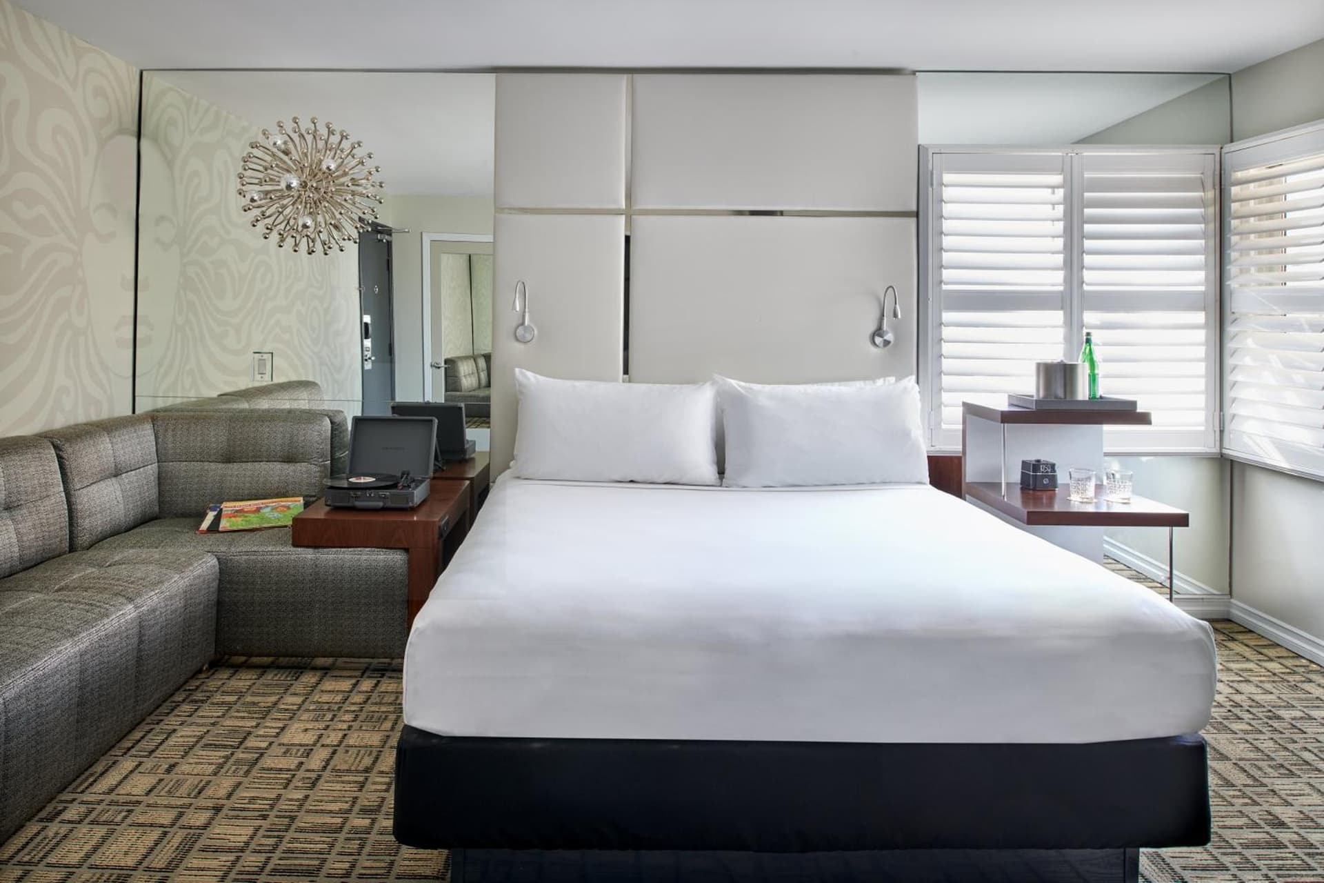 Hotel Ziggy On Sunset gallery photo in Los Angeles, CA — image 53