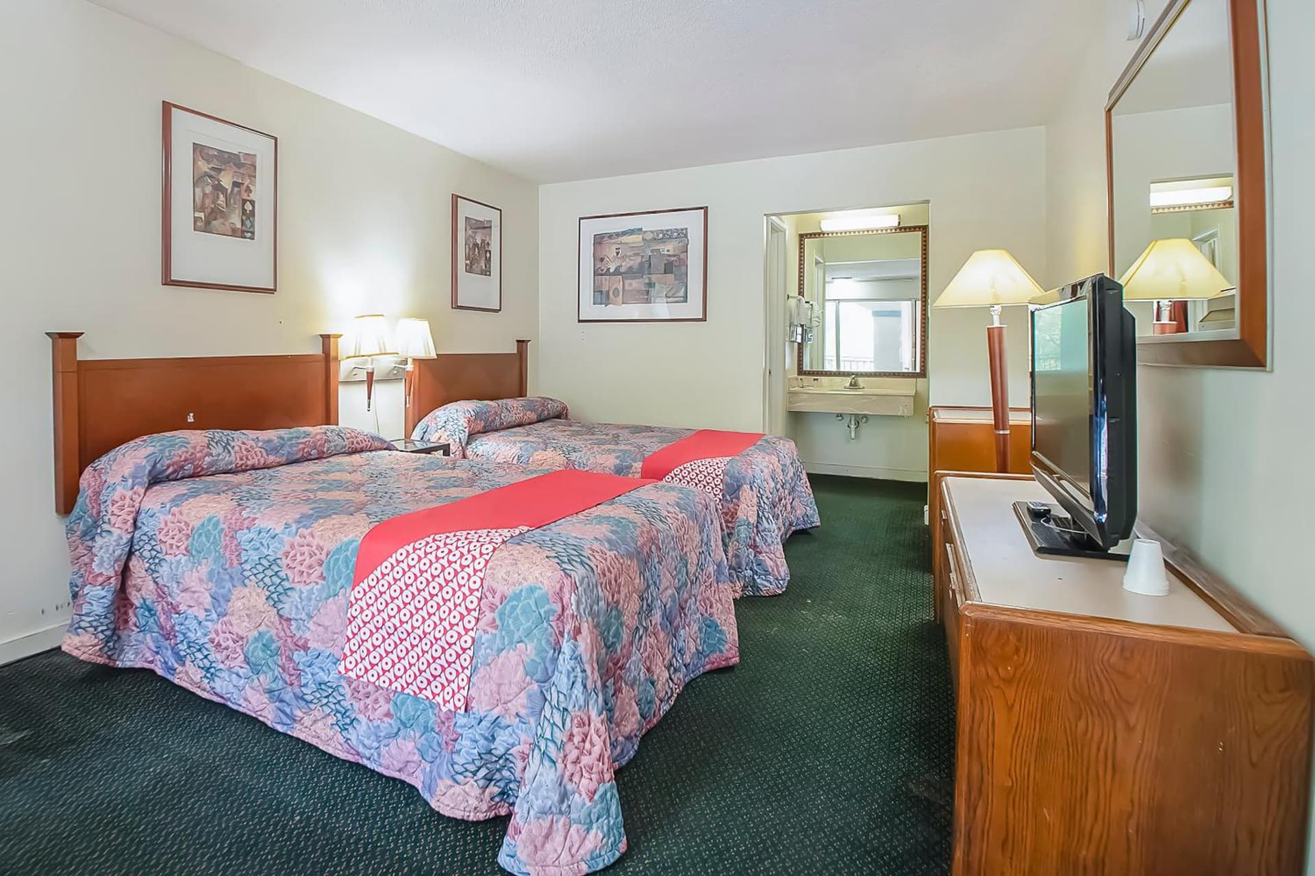 Hotel O Daylight Inn Elkhart I-90, IN gallery photo in Elkhart, IN — image 36