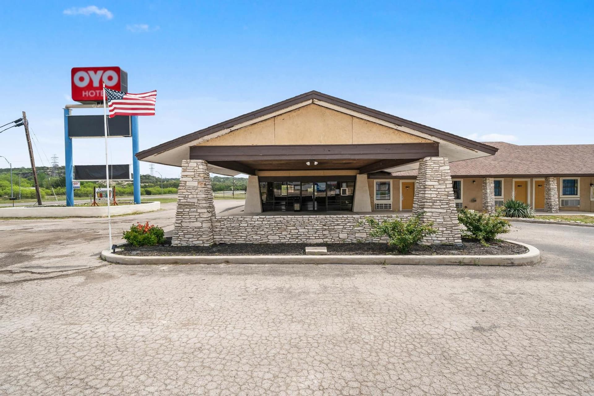 Segovia Lodge Junction TX I -10 featured exterior or lobby in Junction, TX — similar hotel