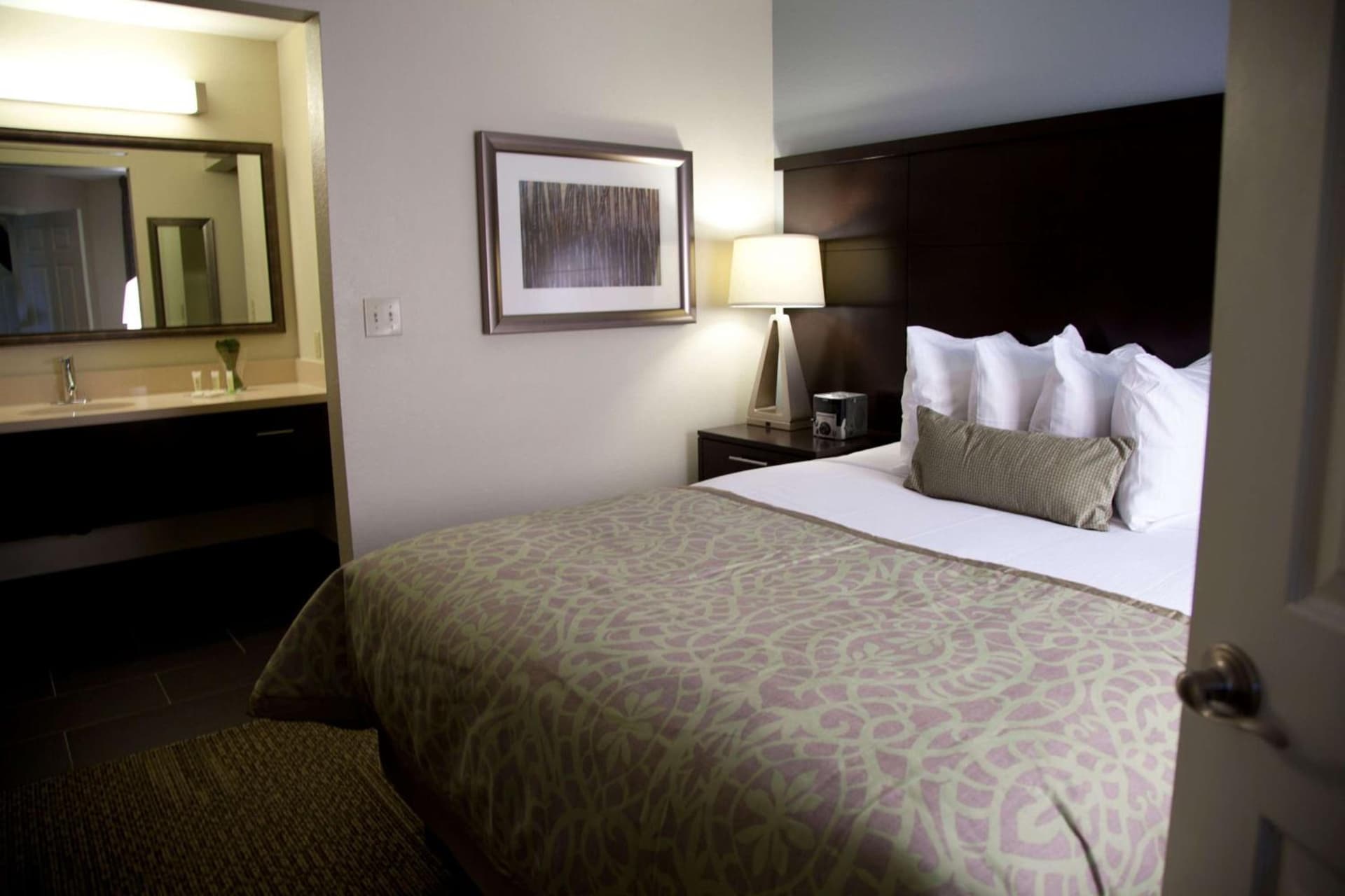 Sonesta ES Suites Sunnyvale gallery photo in Sunnyvale, CA — image 10