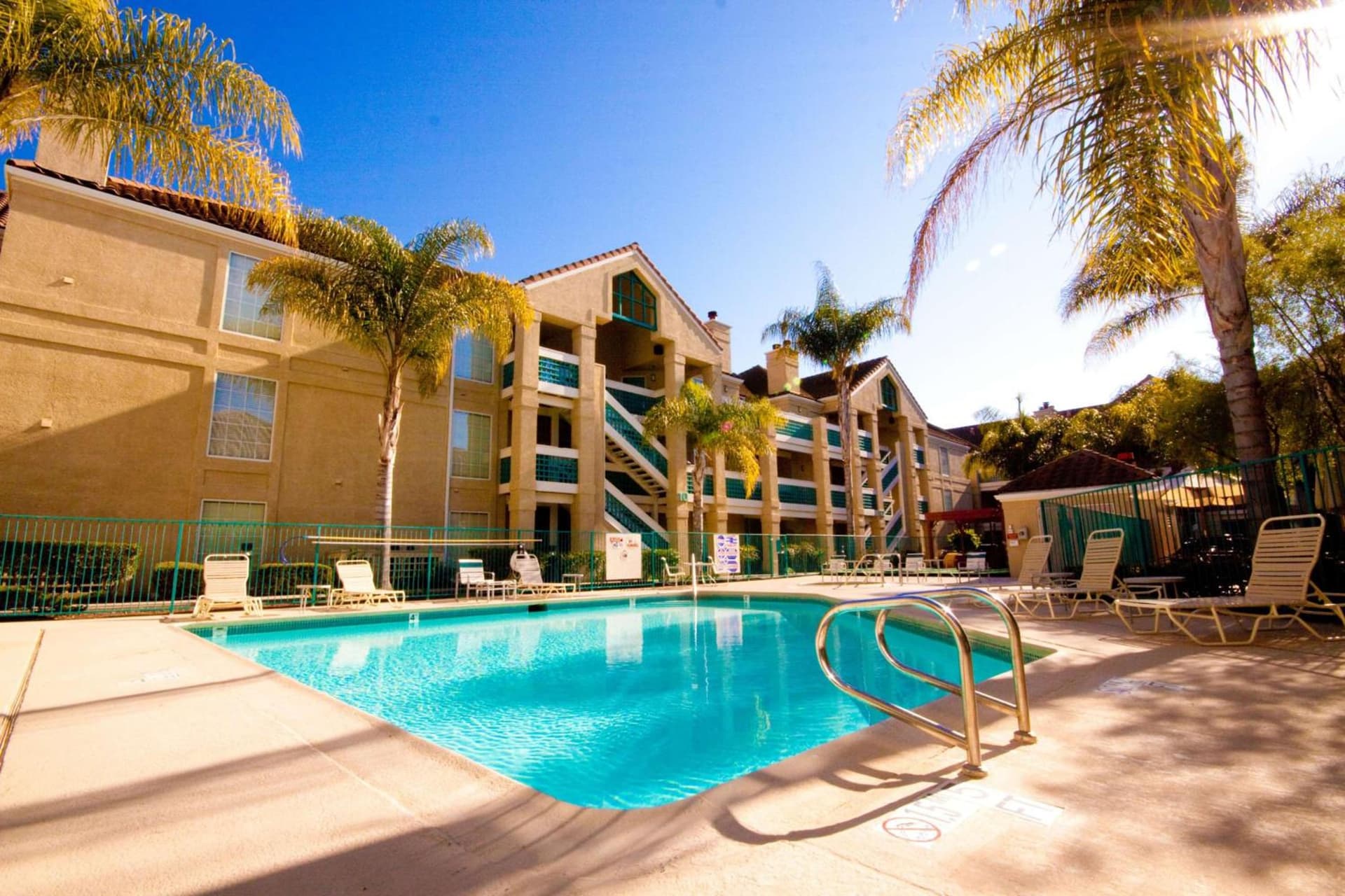 Sonesta ES Suites Sunnyvale interior in Sunnyvale, CA — gallery photo 2