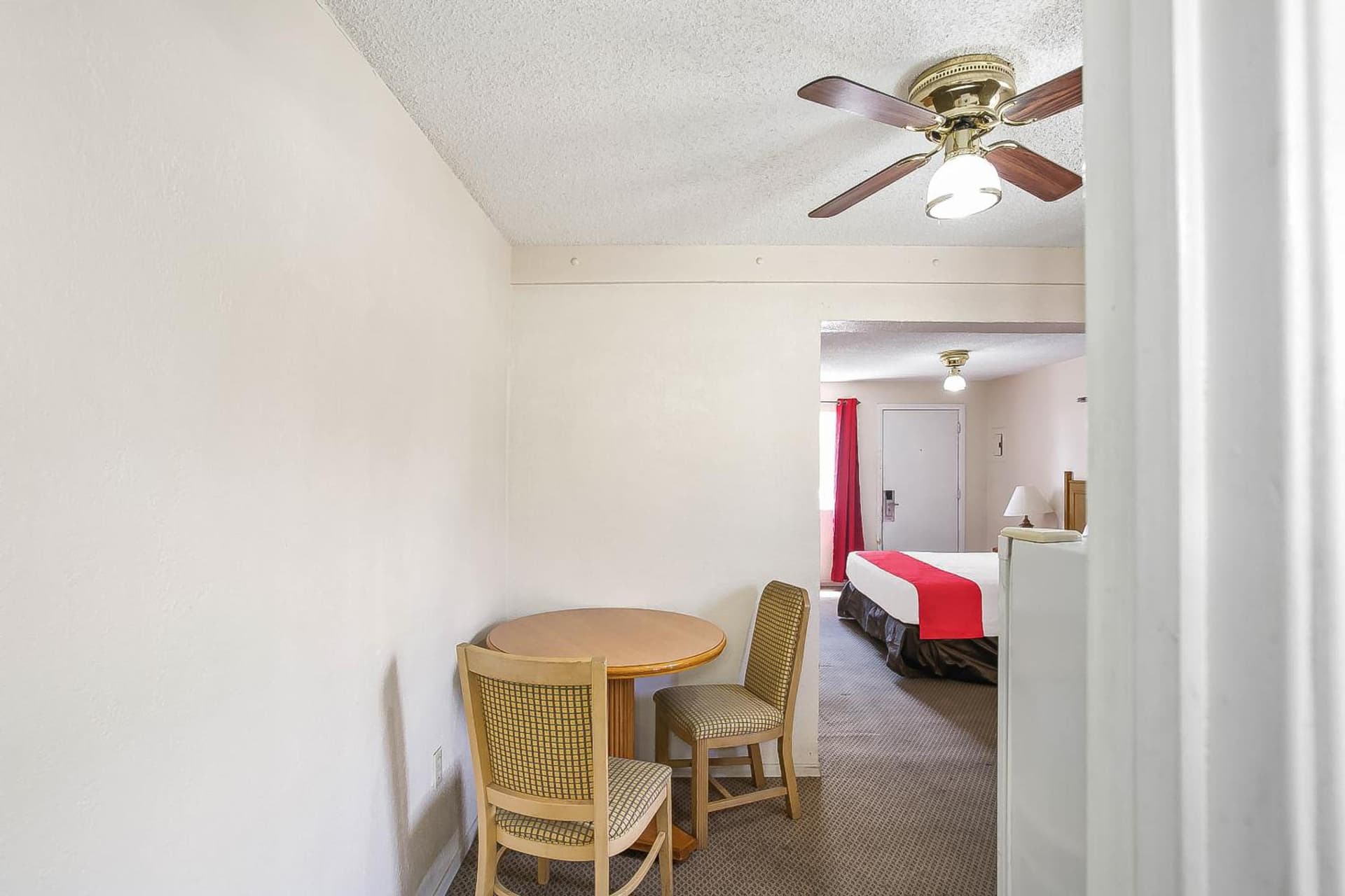 OYO Hotel Yuma AZ - I-8 US-95 gallery photo in Yuma, AZ — image 34